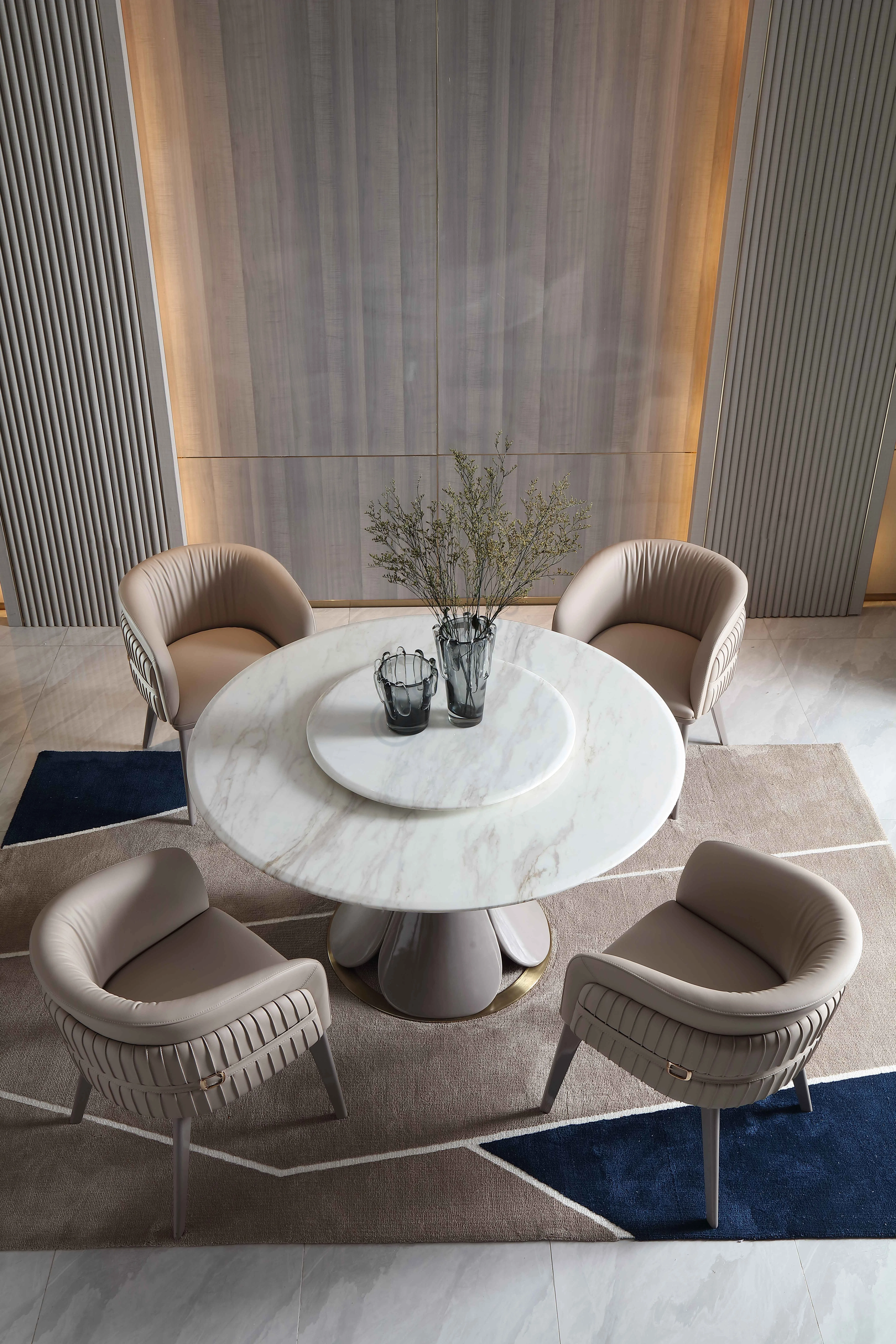 Обеденный стол Quanco