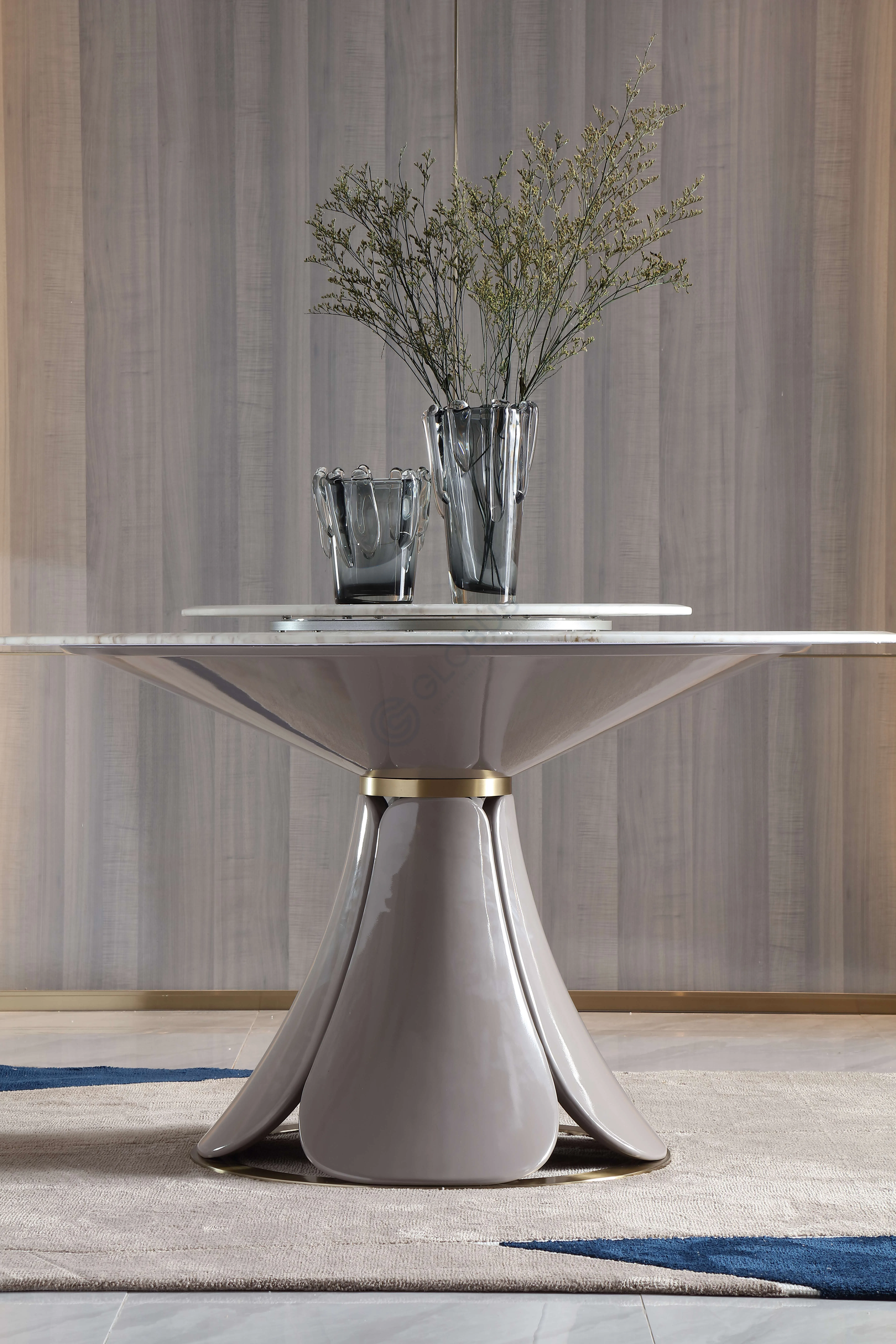 Обеденный стол Quanco