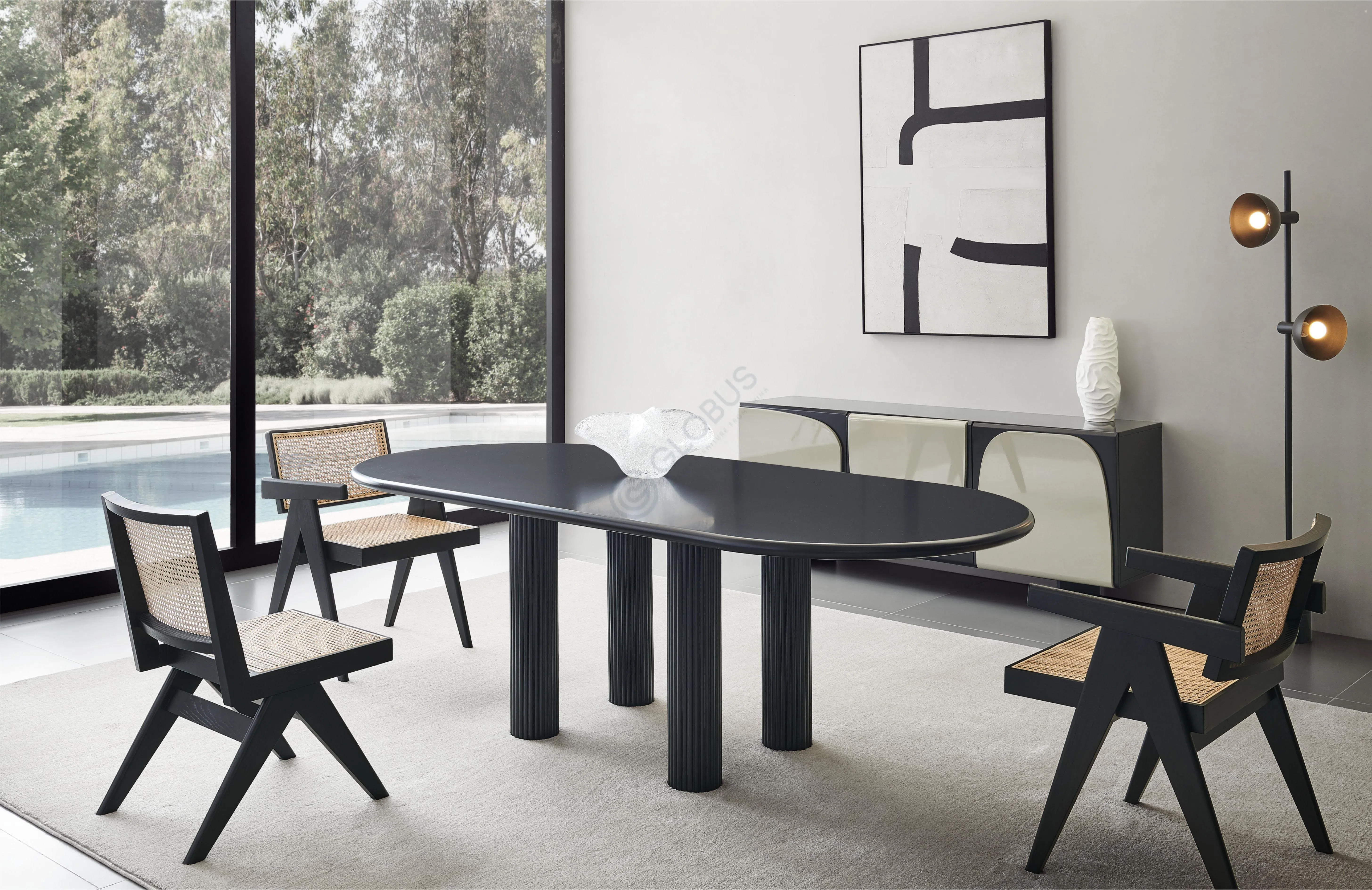 Обеденный стол KNOLL Smalto