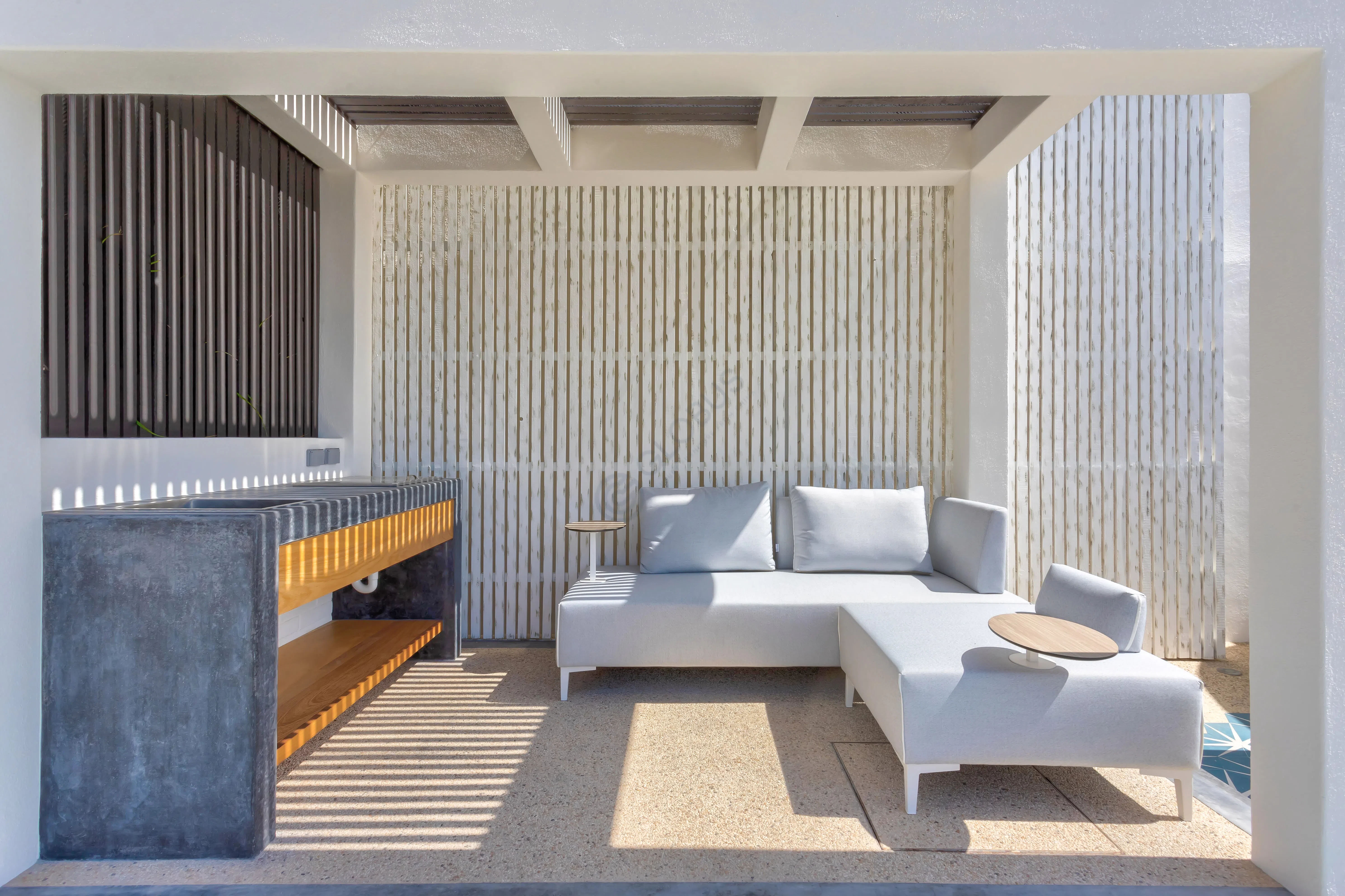 Уличный диван COUTURE JARDIN