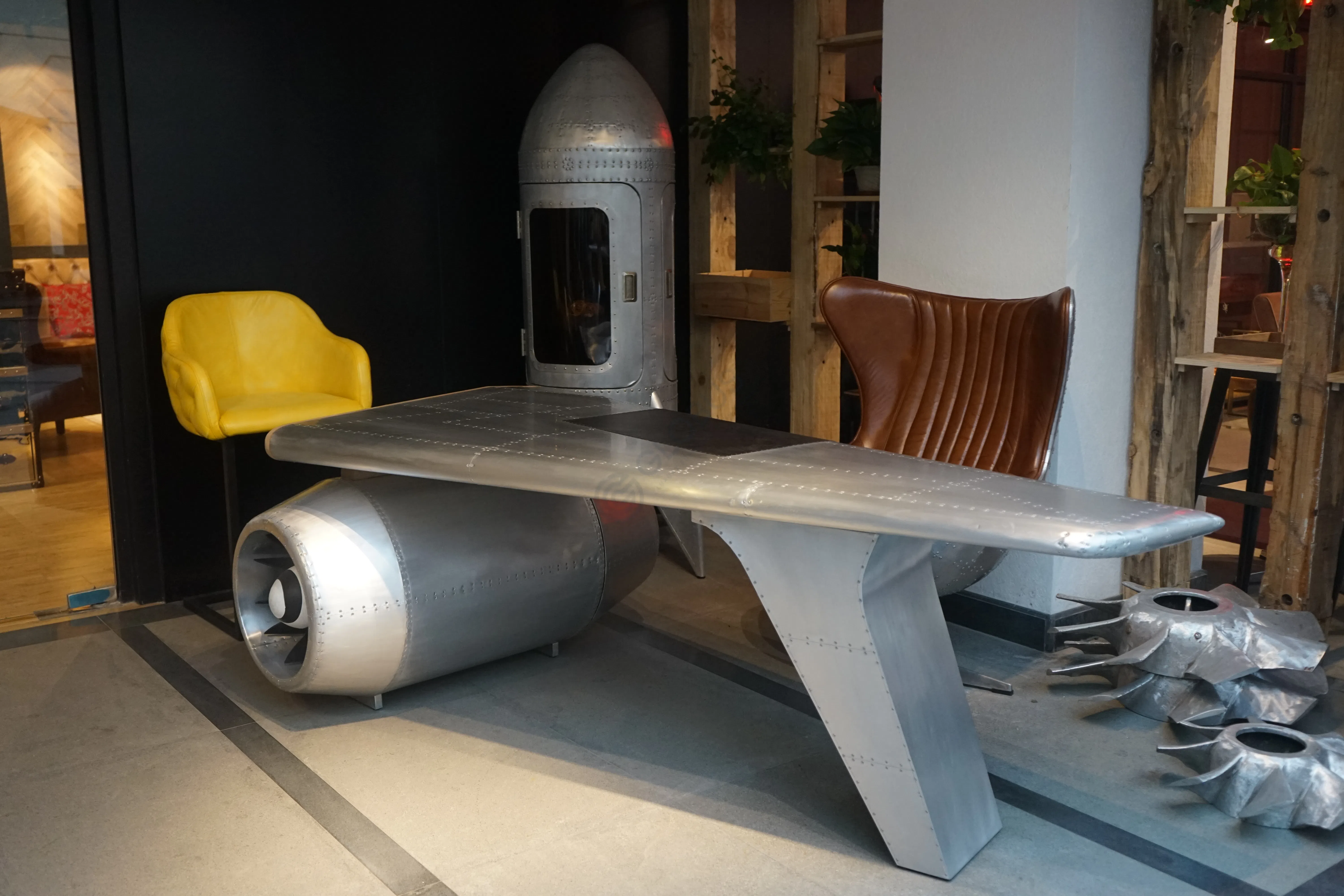 Кресло для руководителя Adelgardo