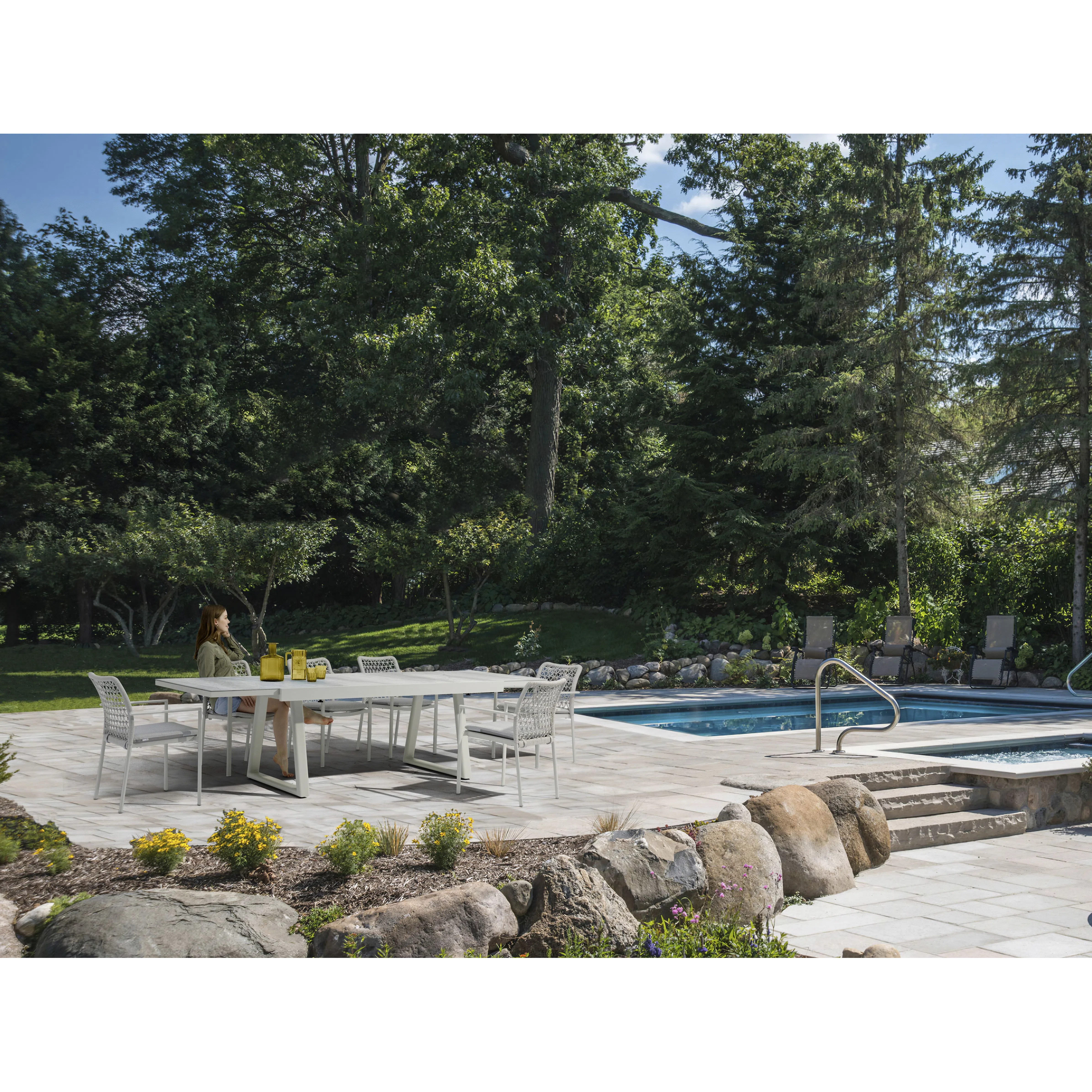 Уличный обеденный стол COUTURE JARDIN