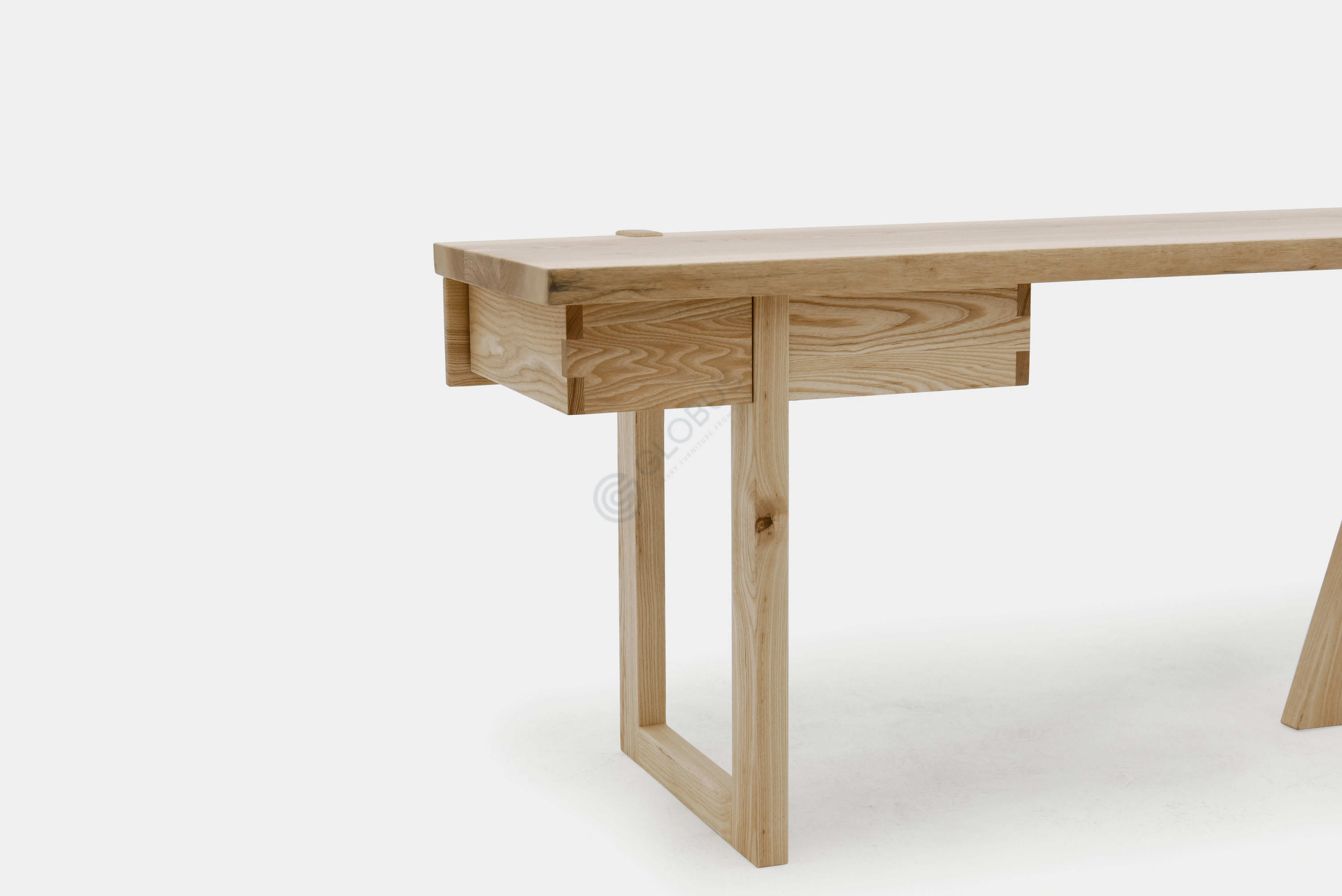 Стол для кабинета Ilico