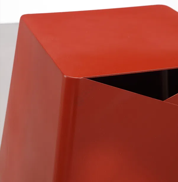 Угловой столик Hyvesta