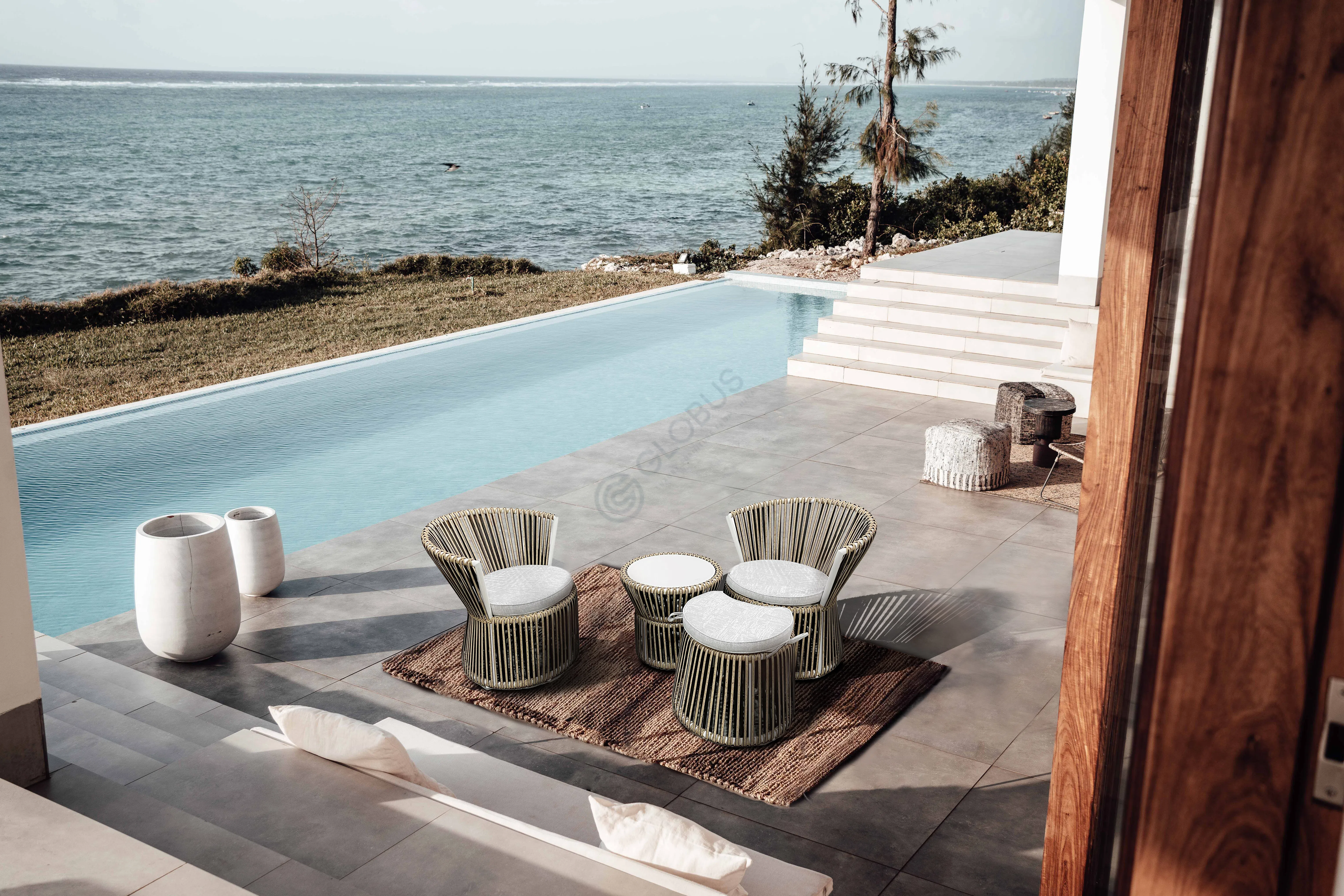 Уличный пуф Hirova