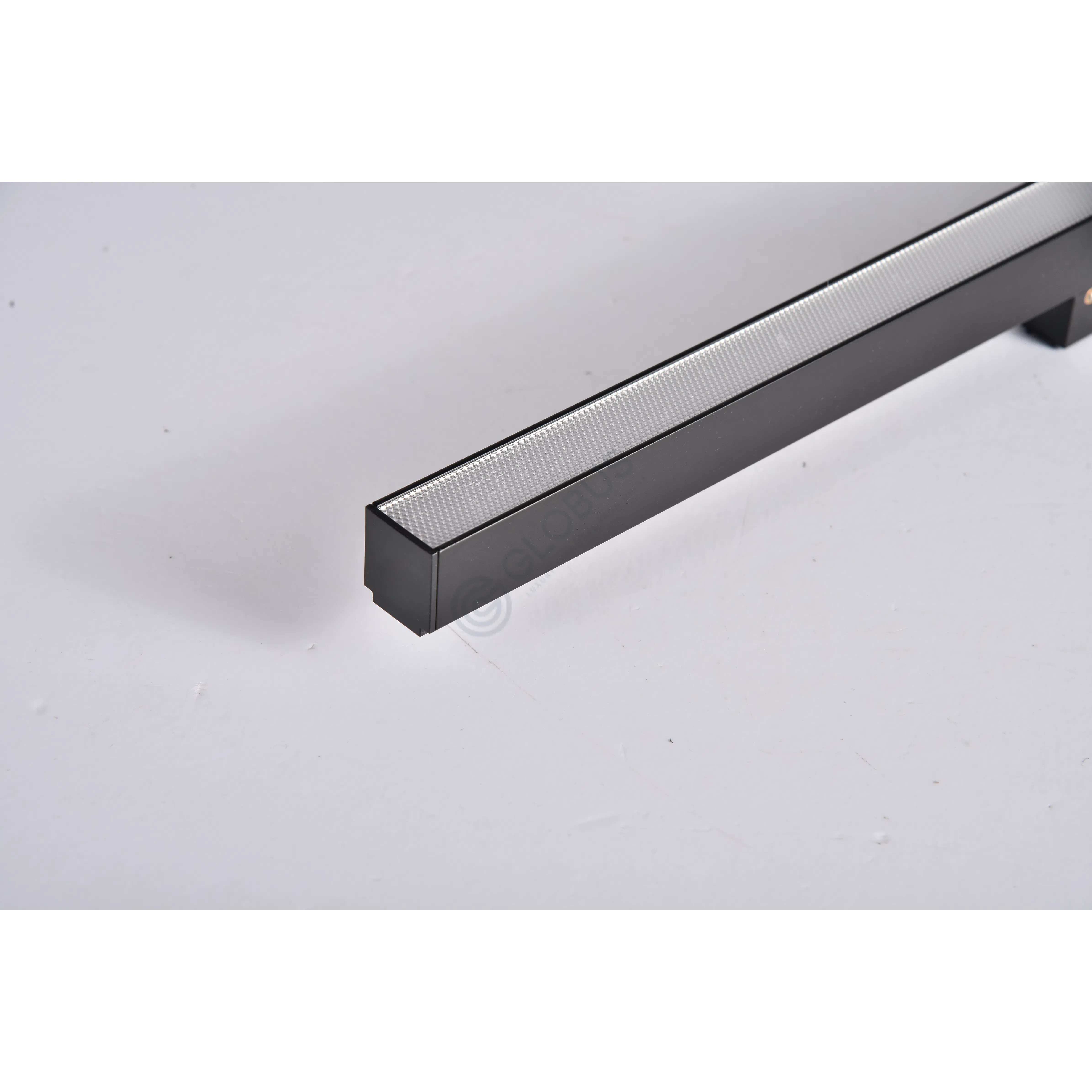 Трековое освещение Tusculanum