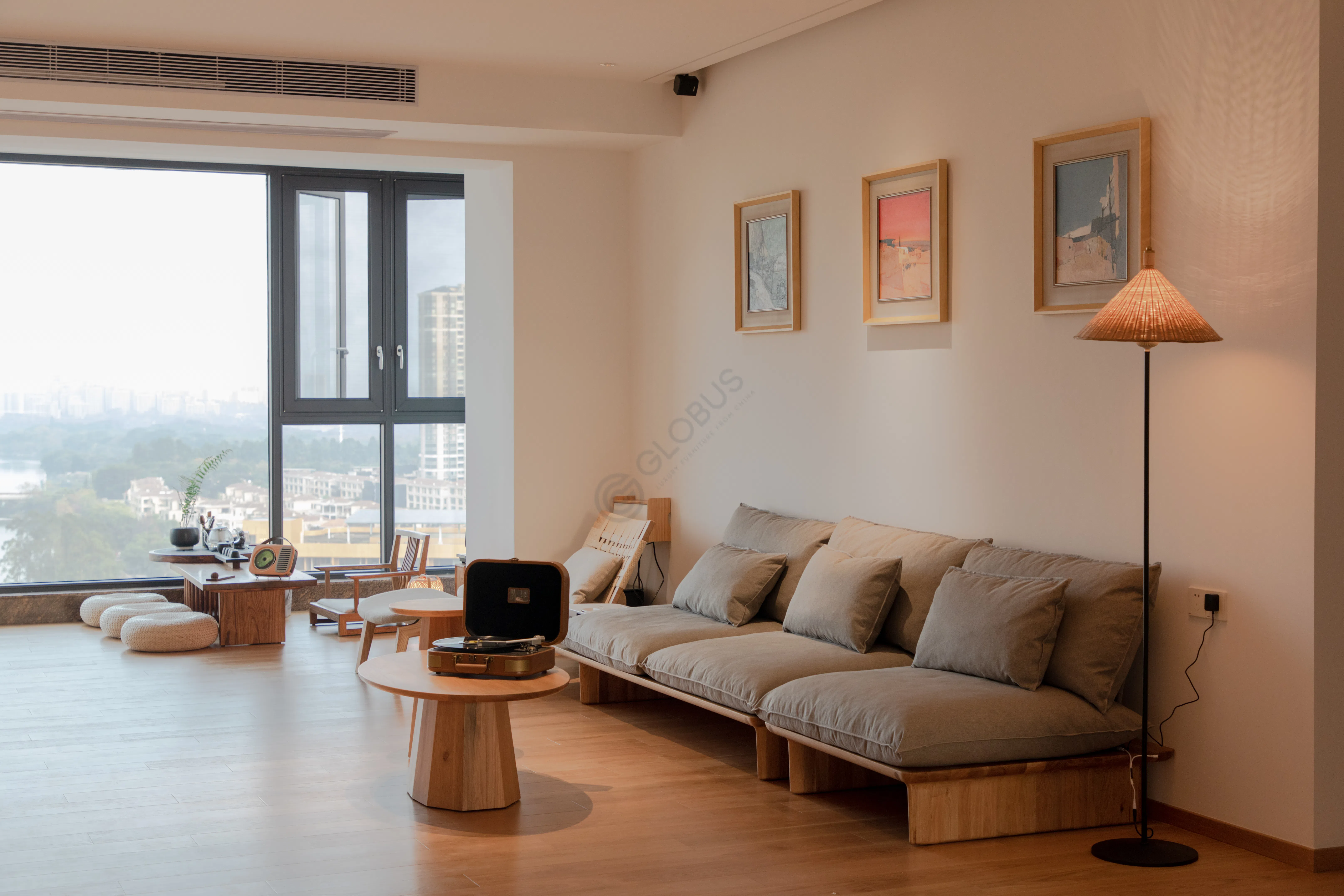 Угловой столик Jessep