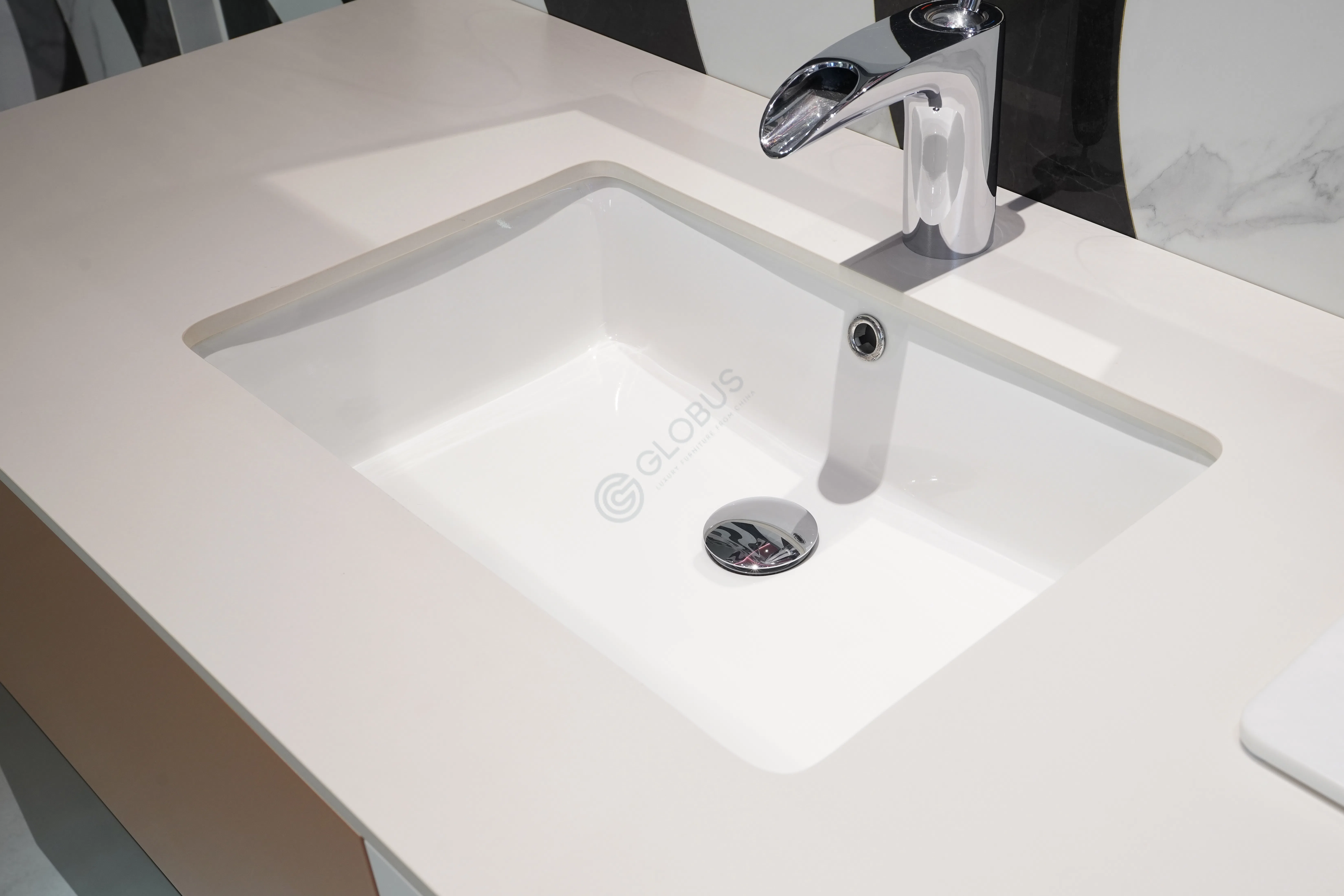 Ванный шкаф Catarina