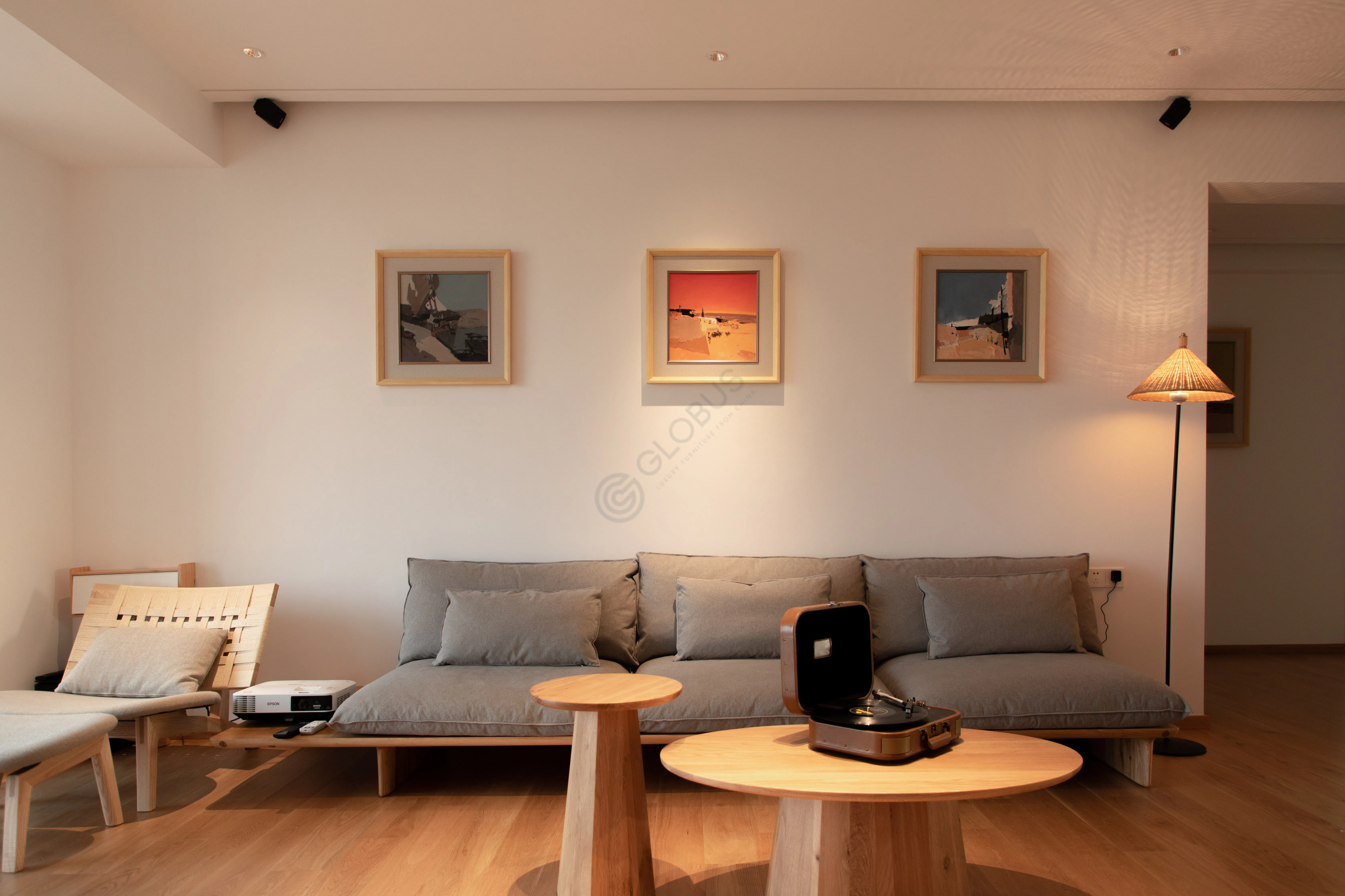 Угловой столик Jessep