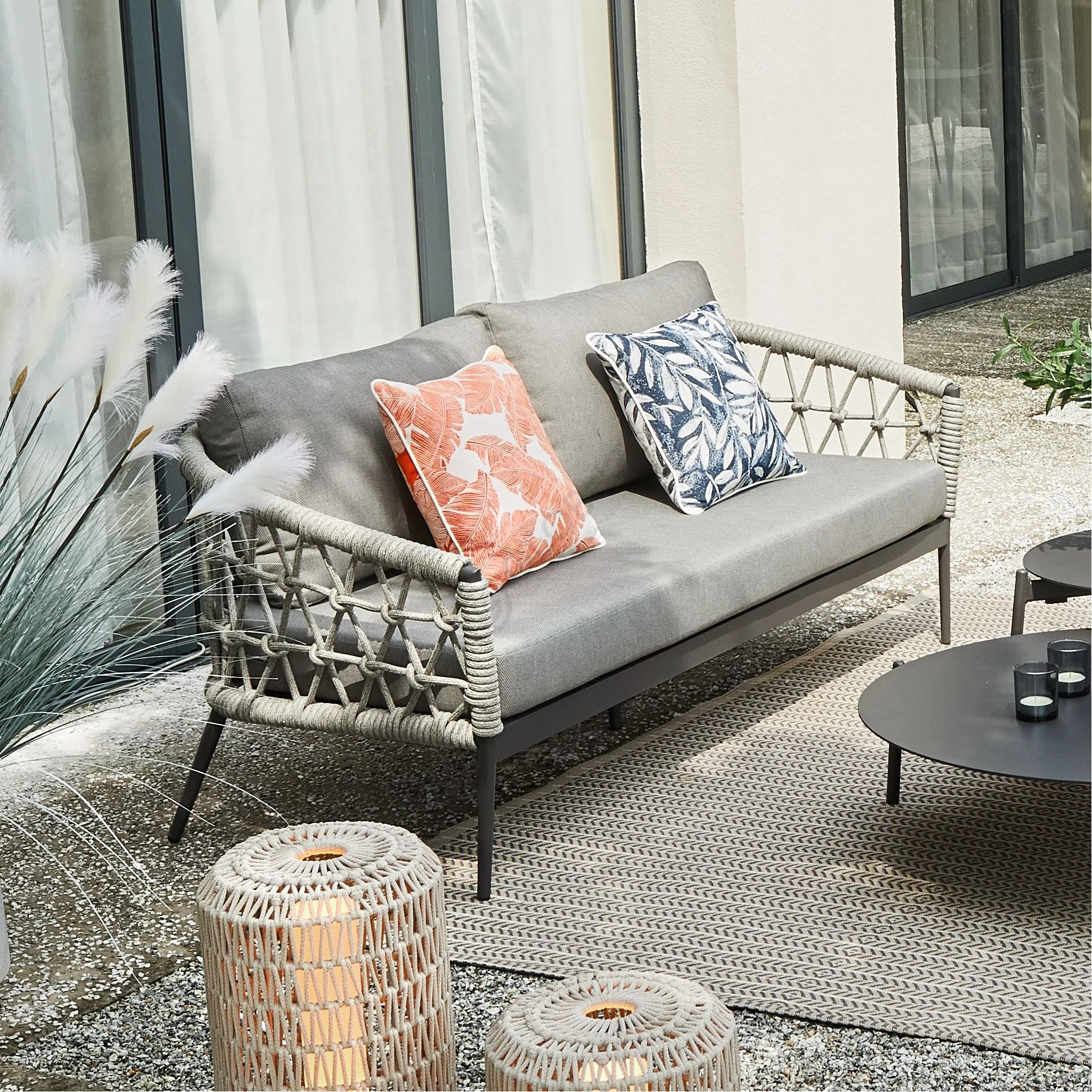 Уличный диван Sola