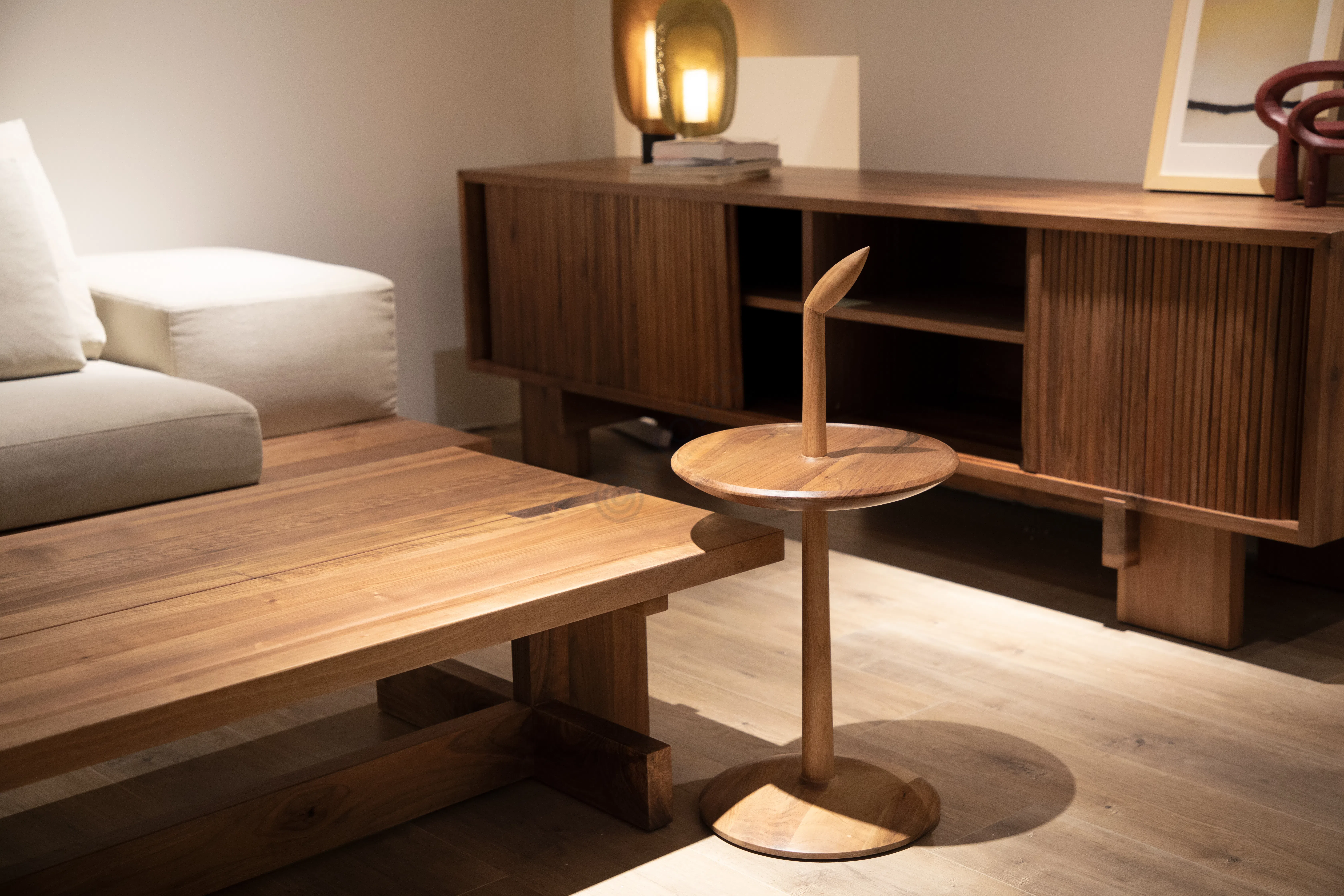 Угловой столик Bellarame