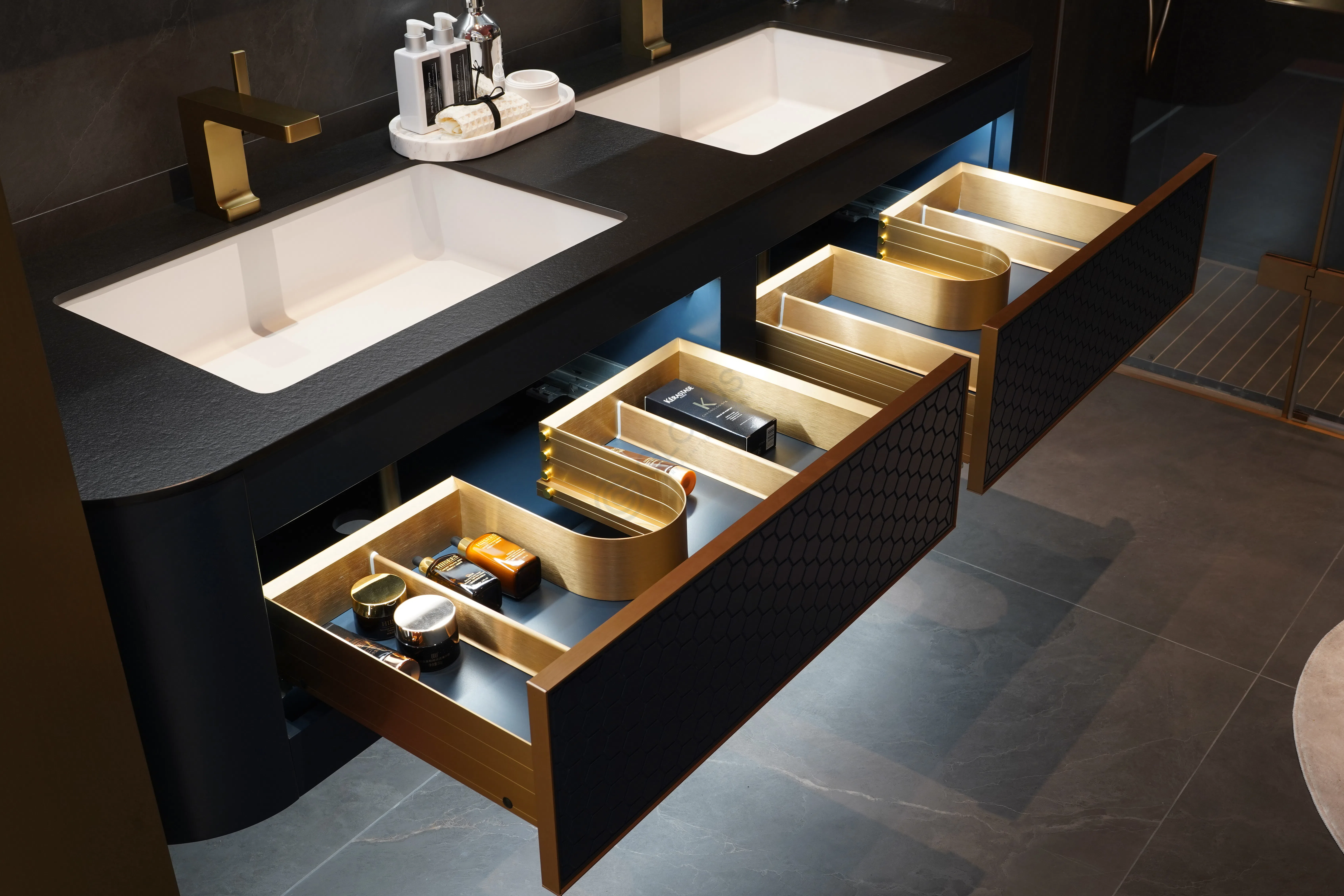 Ванный шкаф Sardus