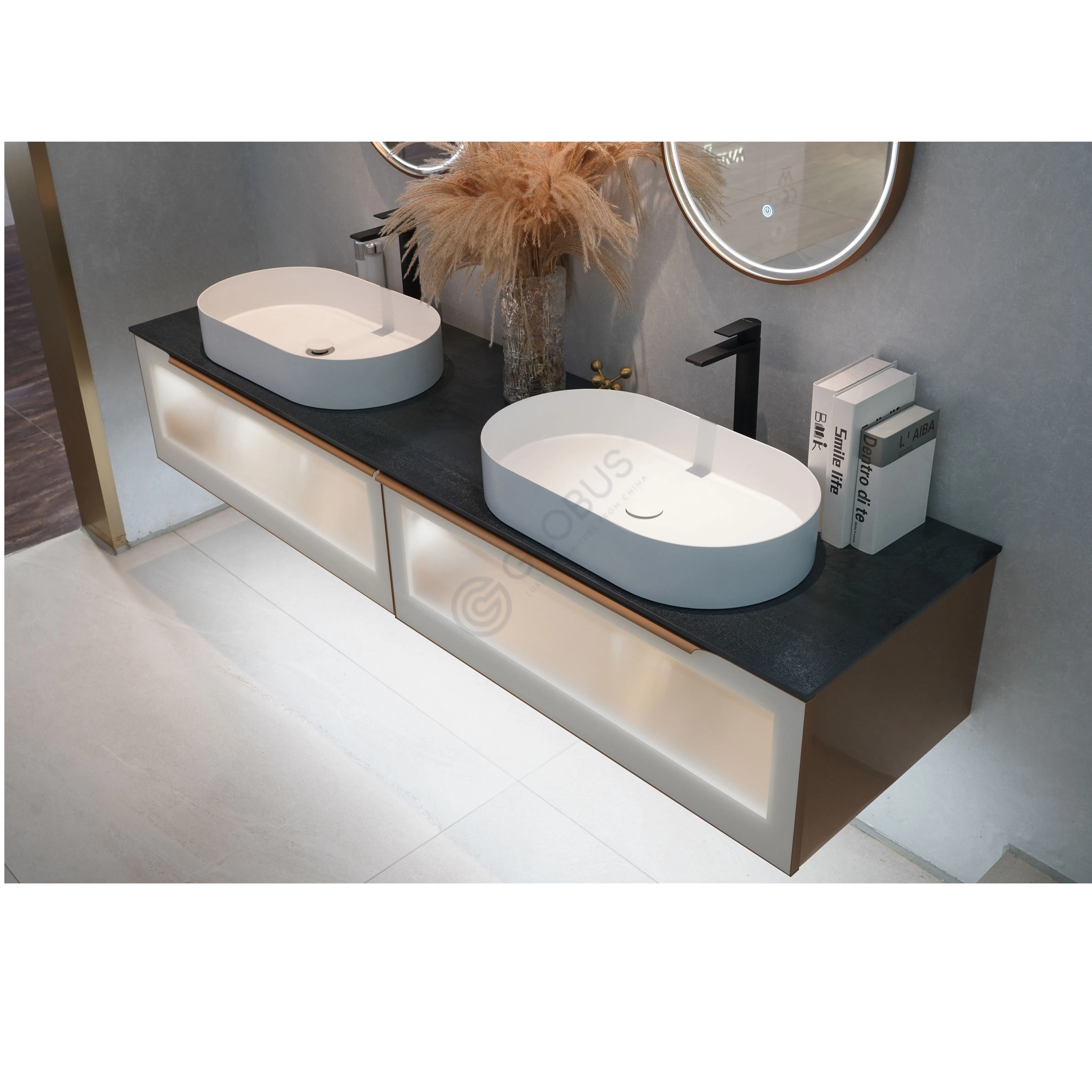 Ванный шкаф Embellis