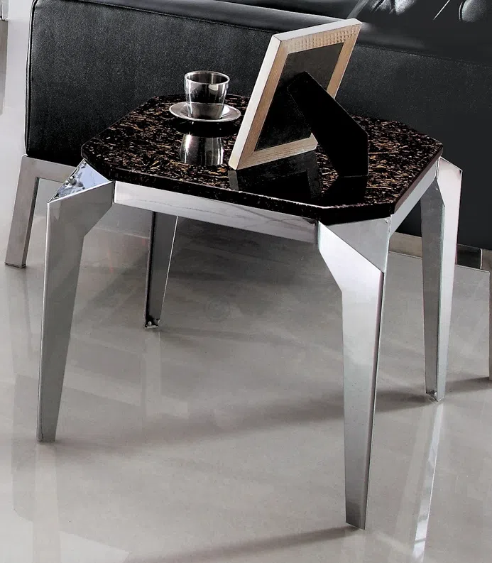 Угловой столик Risaia