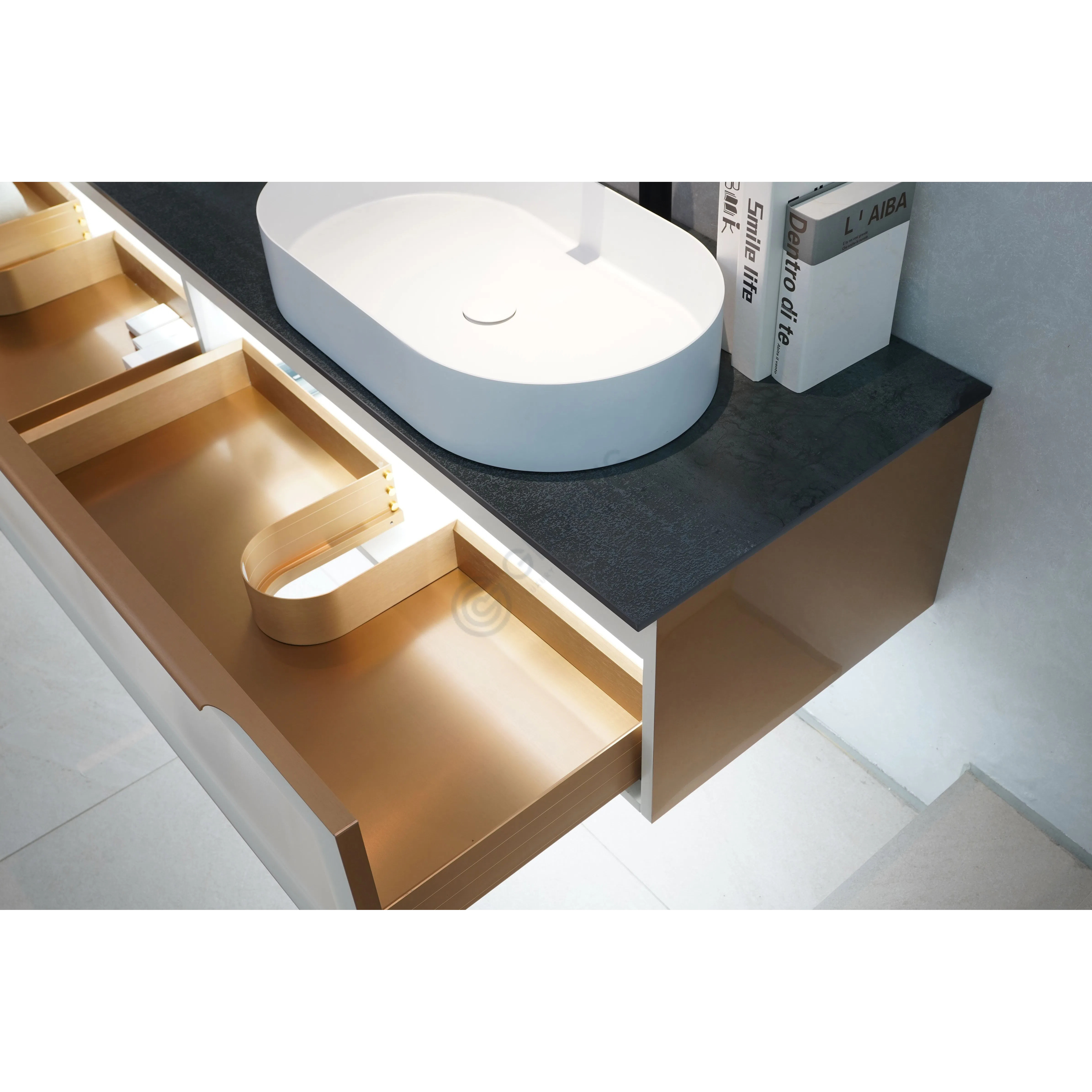 Ванный шкаф Embellis