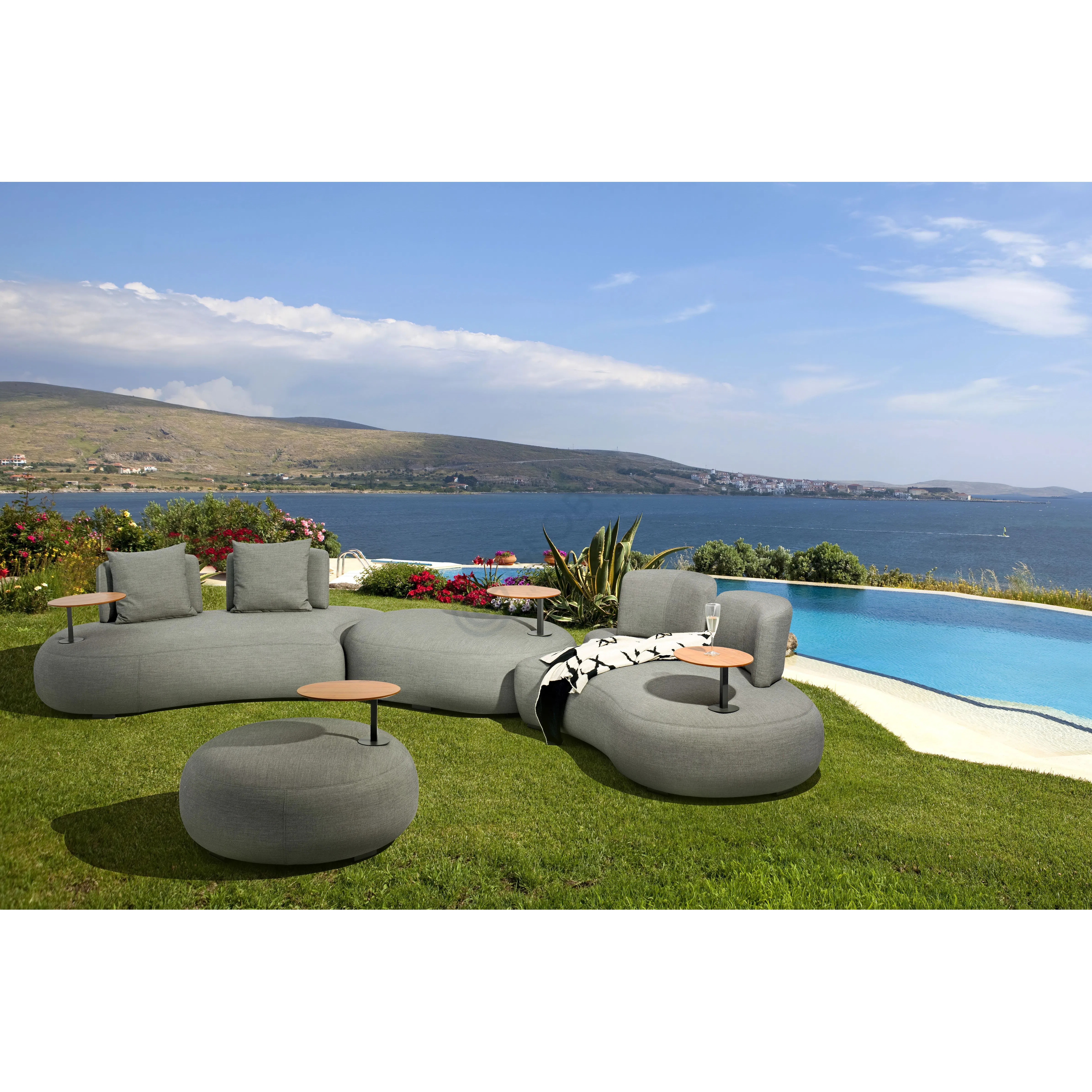 Уличный диван COUTURE JARDIN