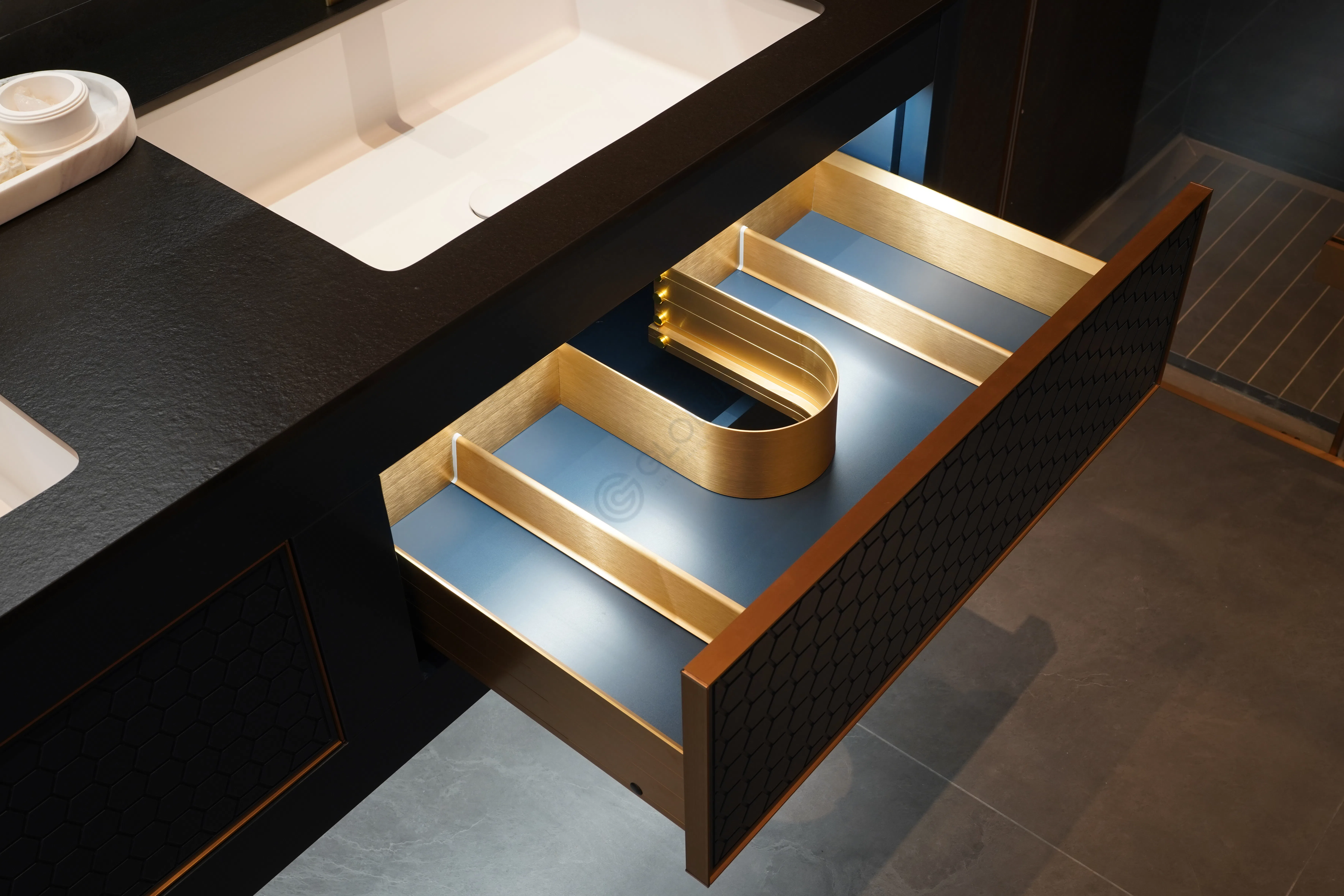 Ванный шкаф Sardus