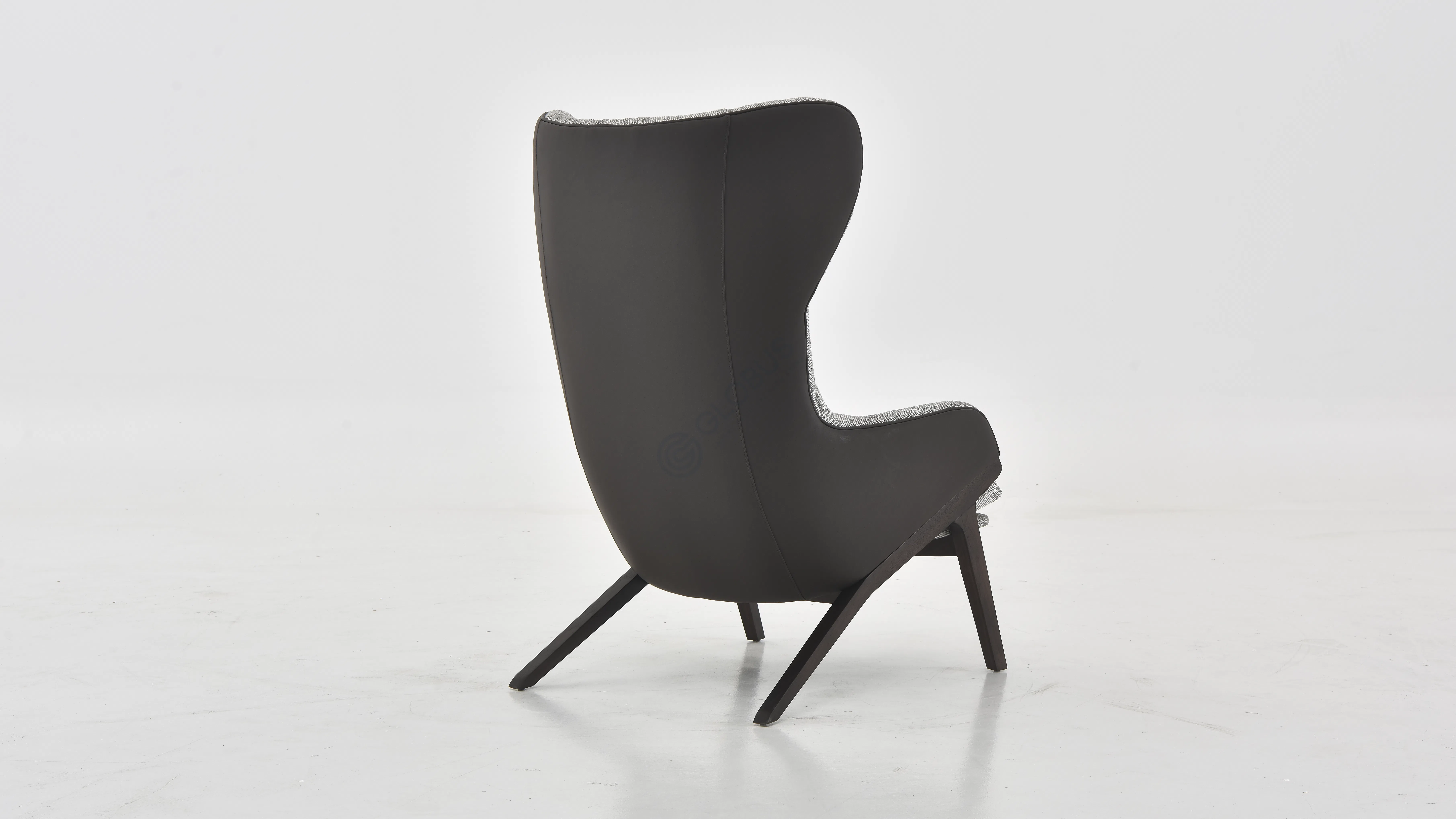 Кресло CASSINA P22