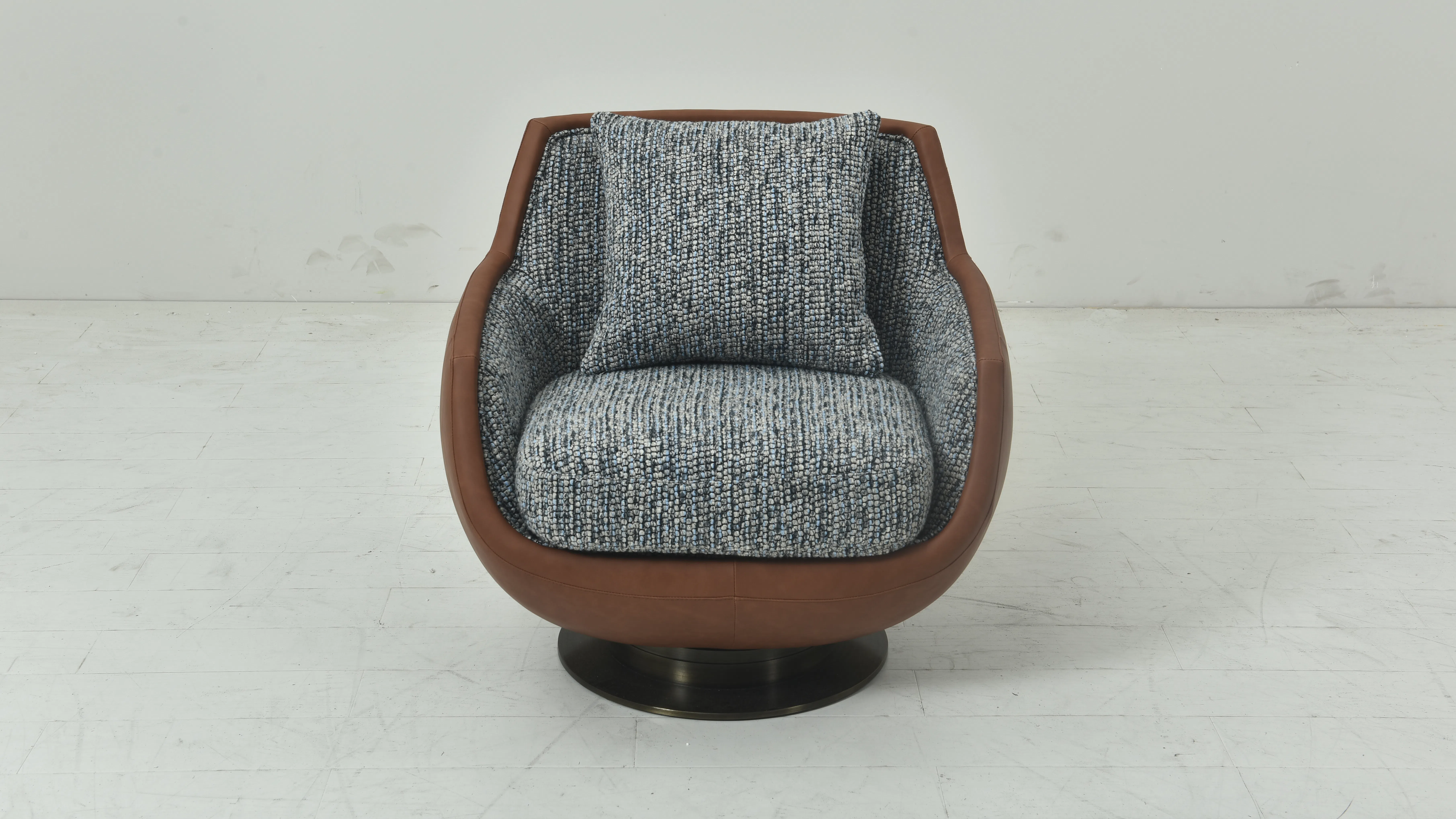 Кресло TECNI NOVA 1744