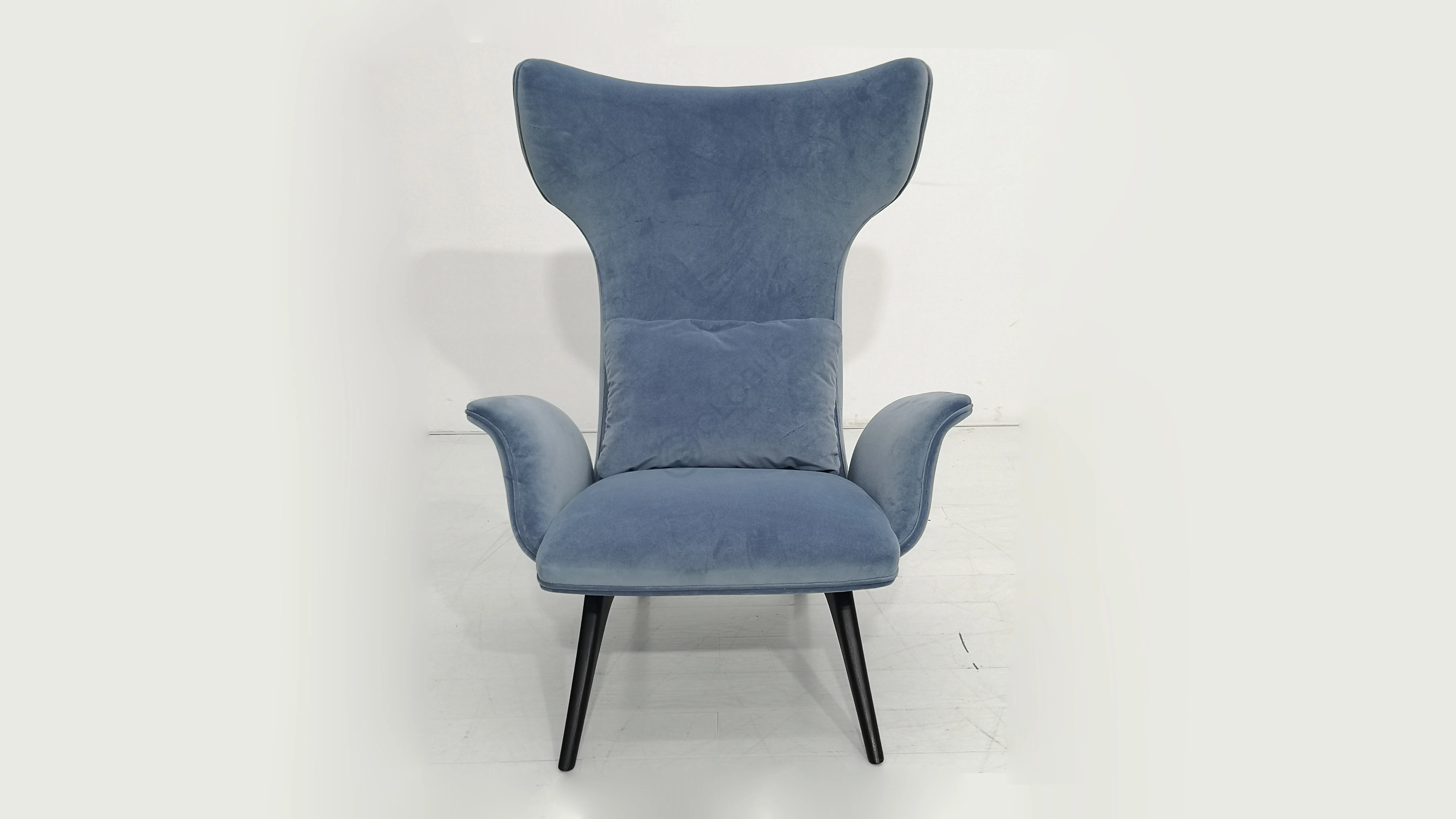 Кресло VLADIMIR KAGAN Ondine