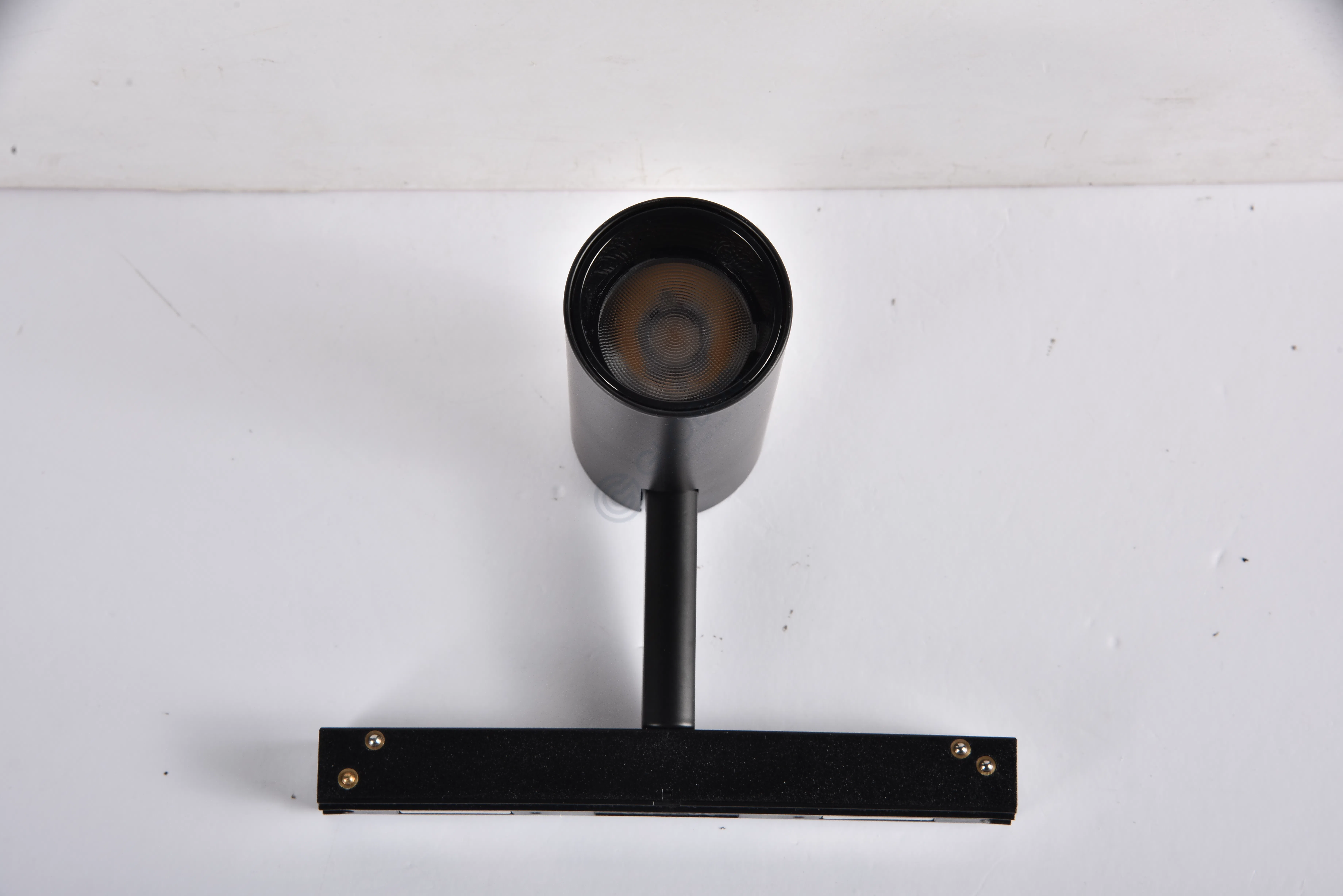 Точечное освещение Brevia