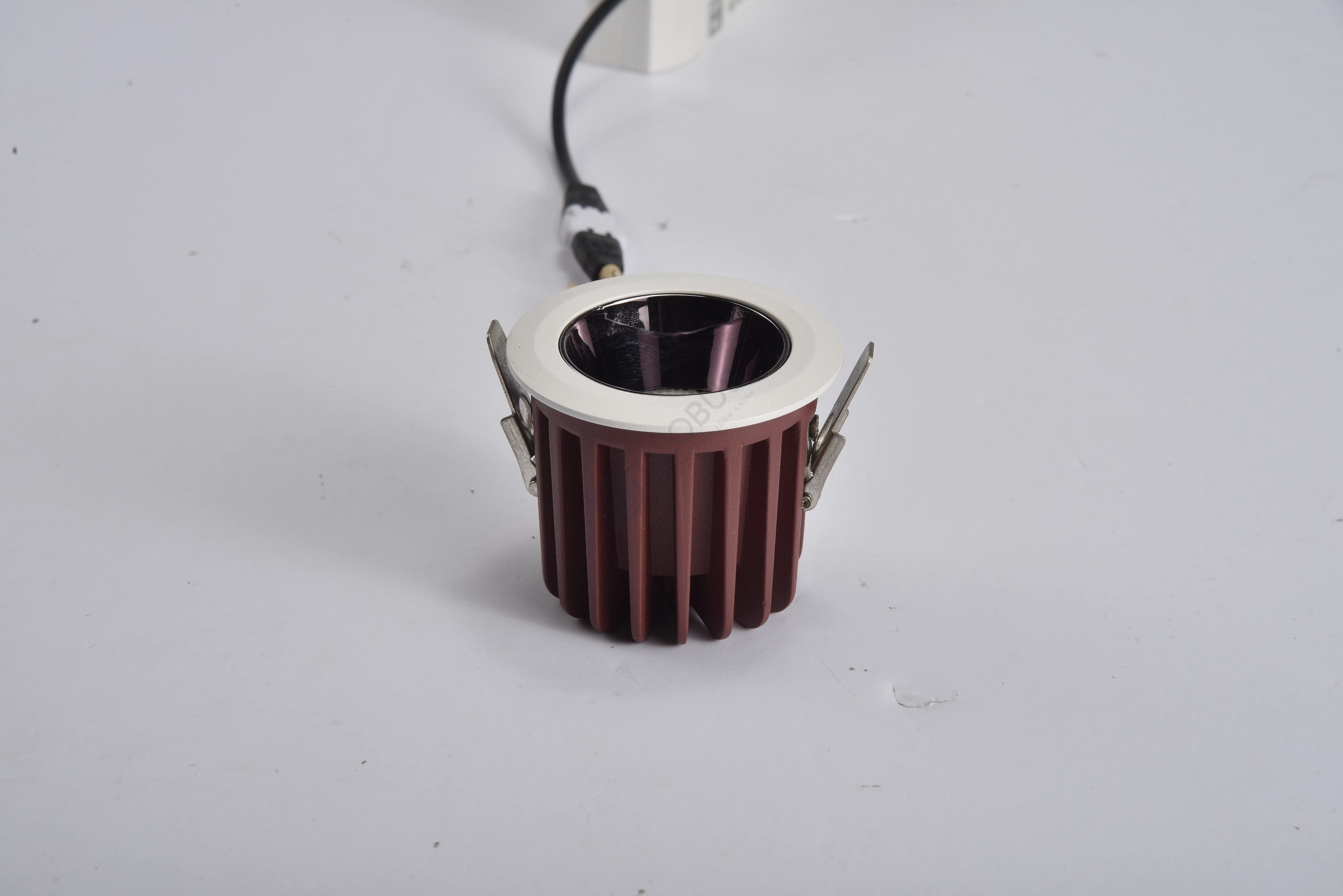 Точечное освещение Febo