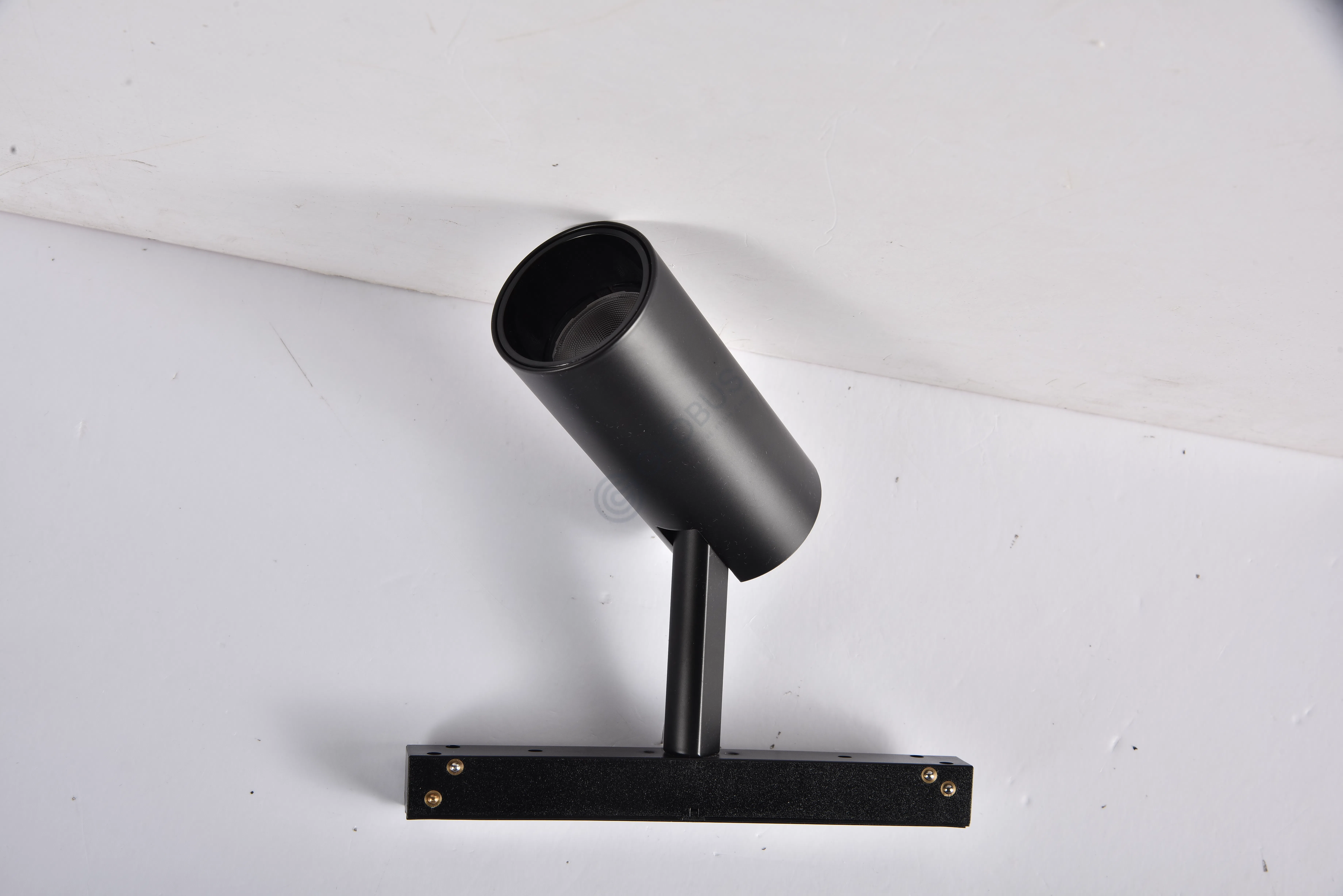 Точечное освещение Brevia