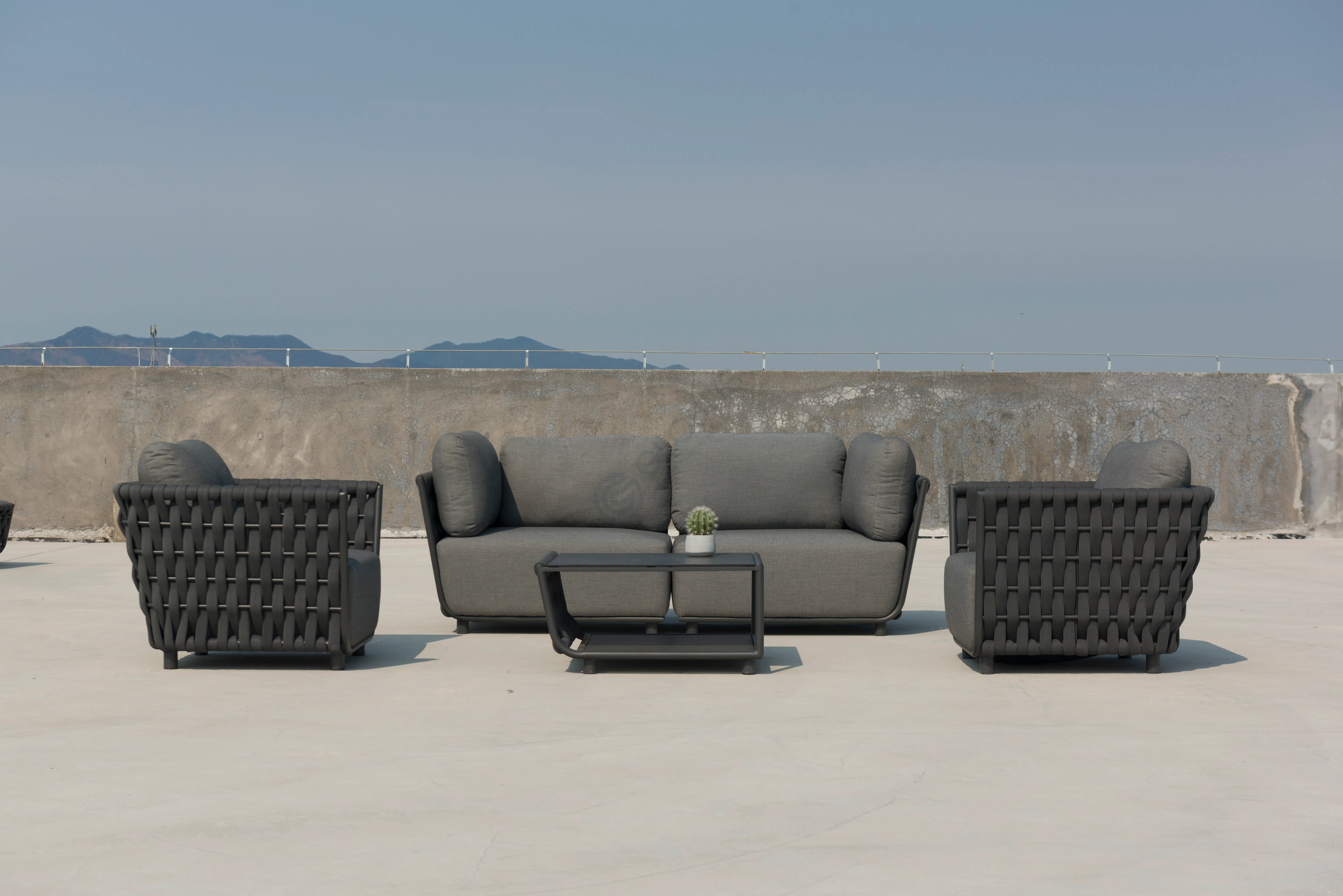 Уличное кресло COUTURE JARDIN