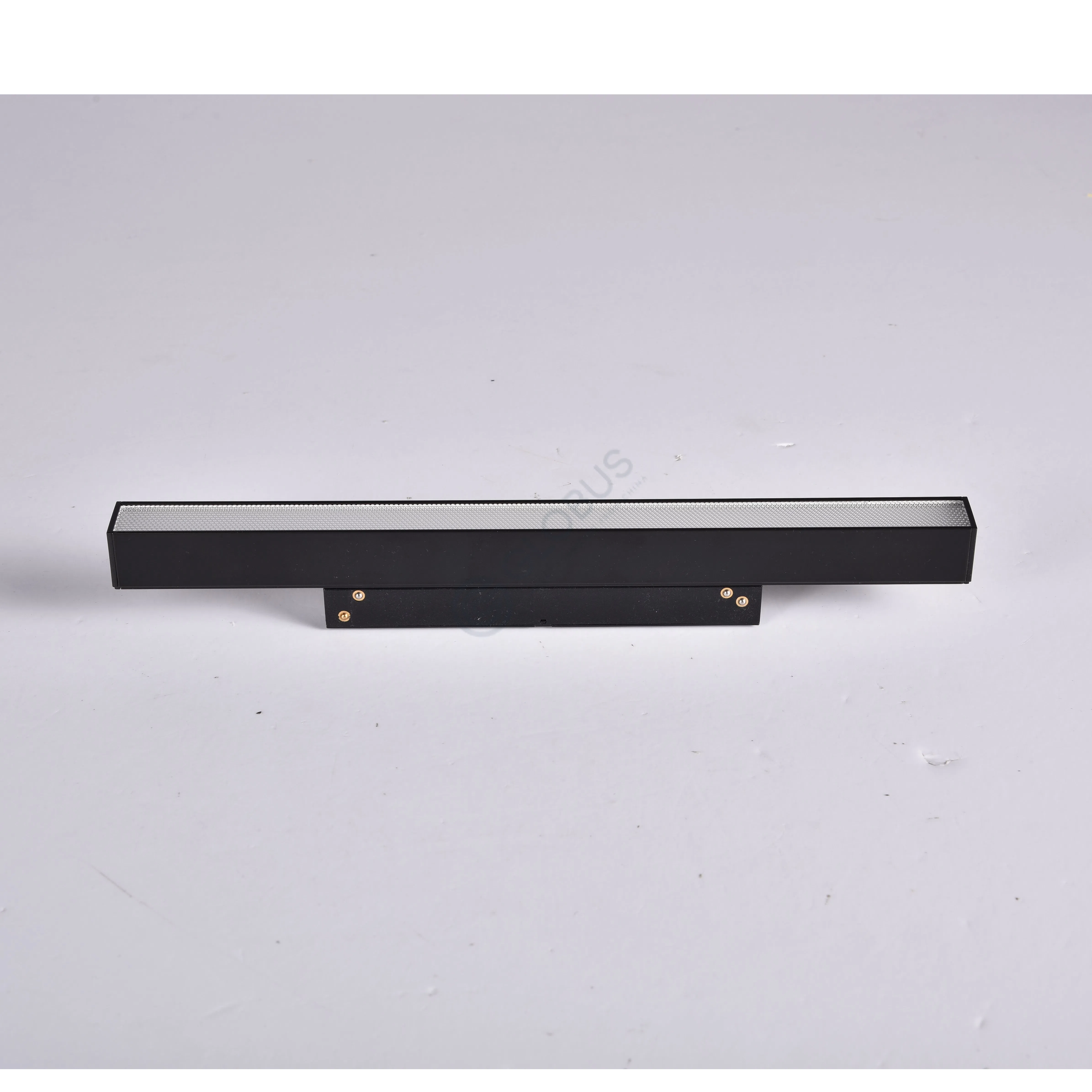 Трековое освещение Tusculanum