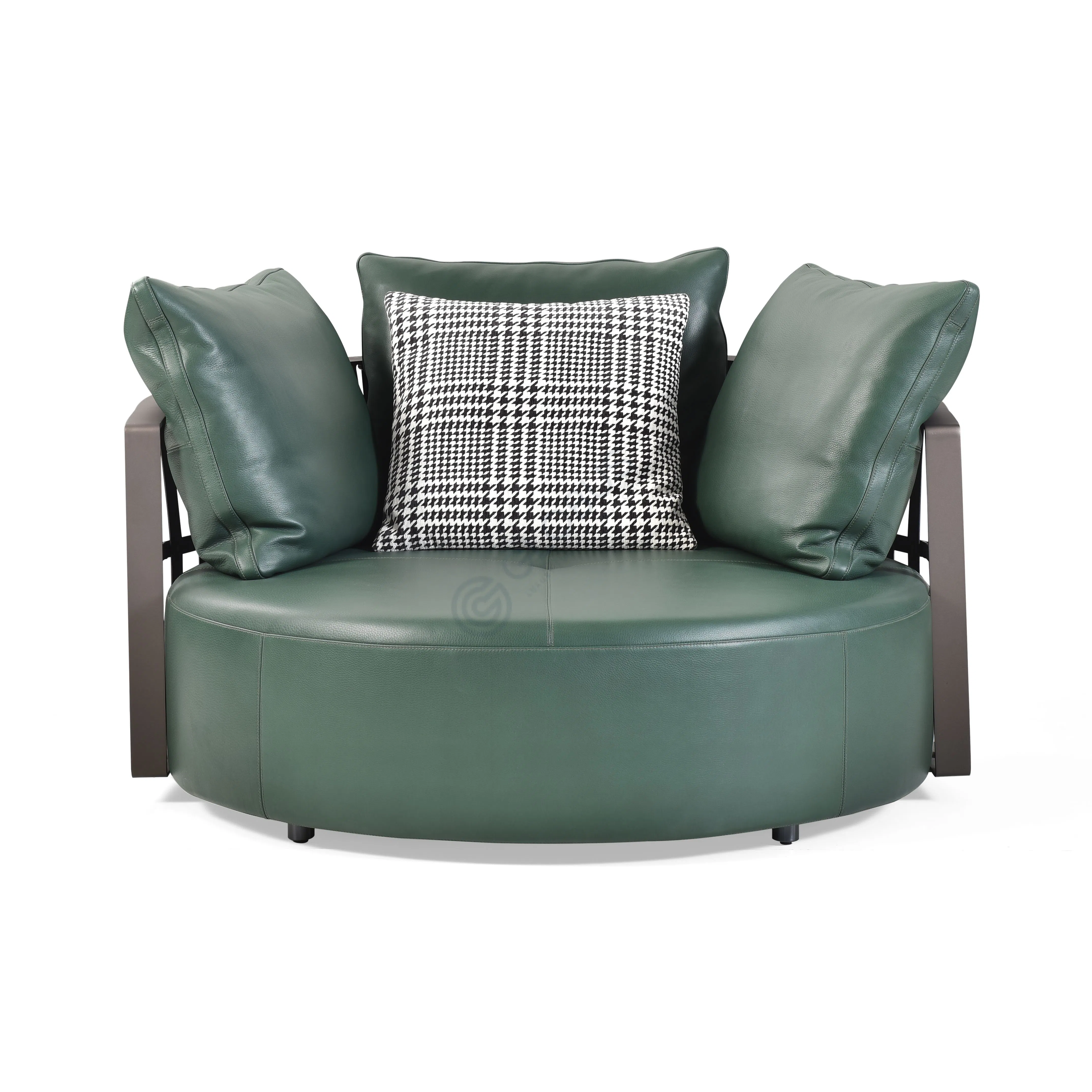 Кресло POLTRONA FRAU Scarlett