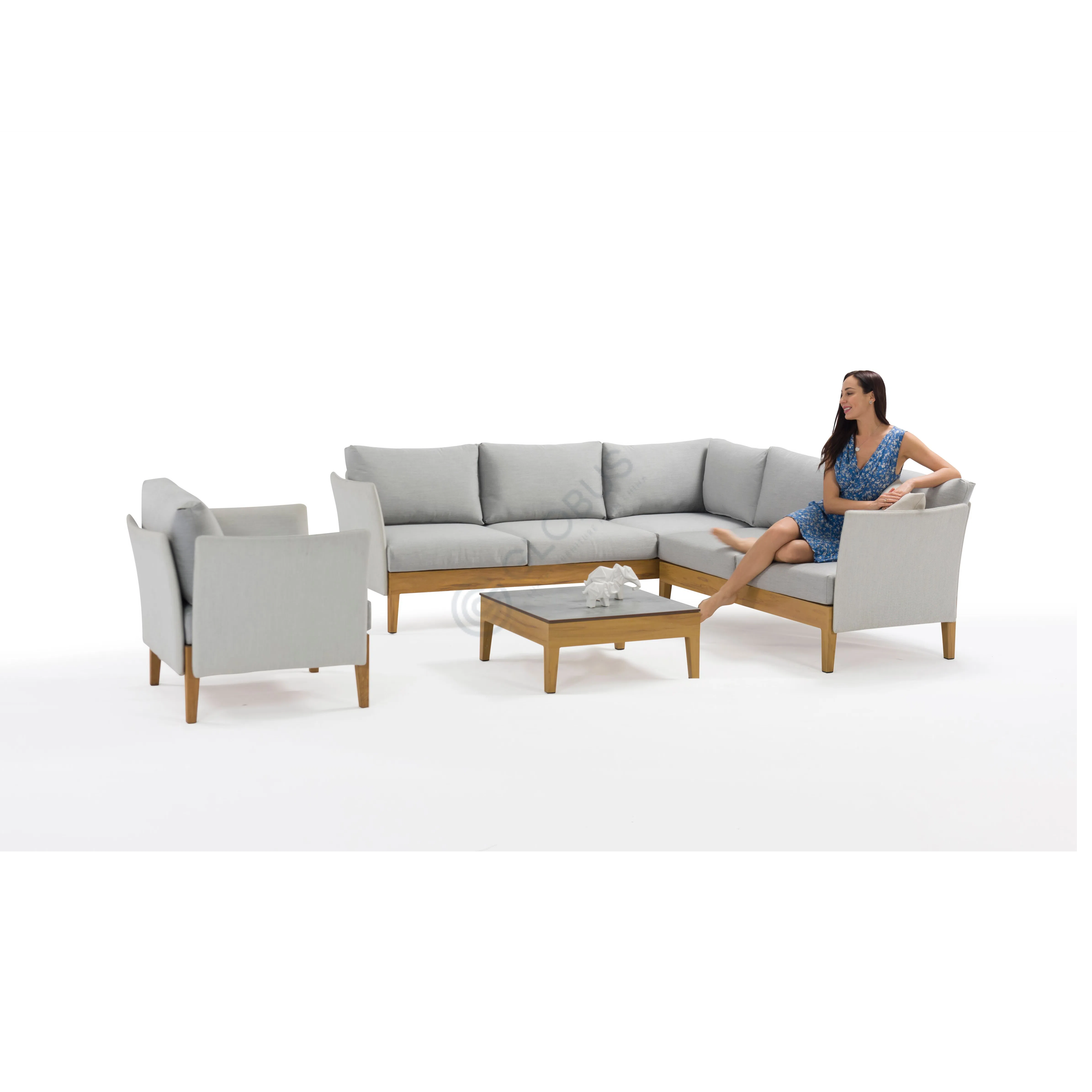 Уличный журнальный столик COUTURE JARDIN