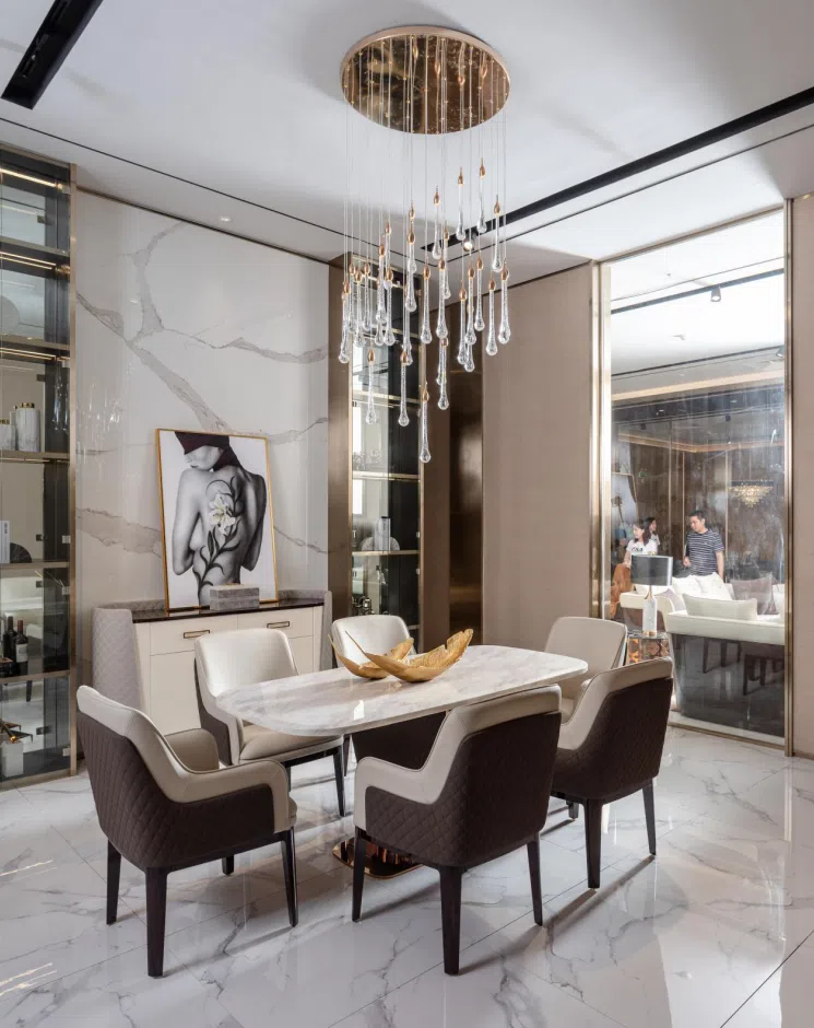 Обеденный стол Aurea