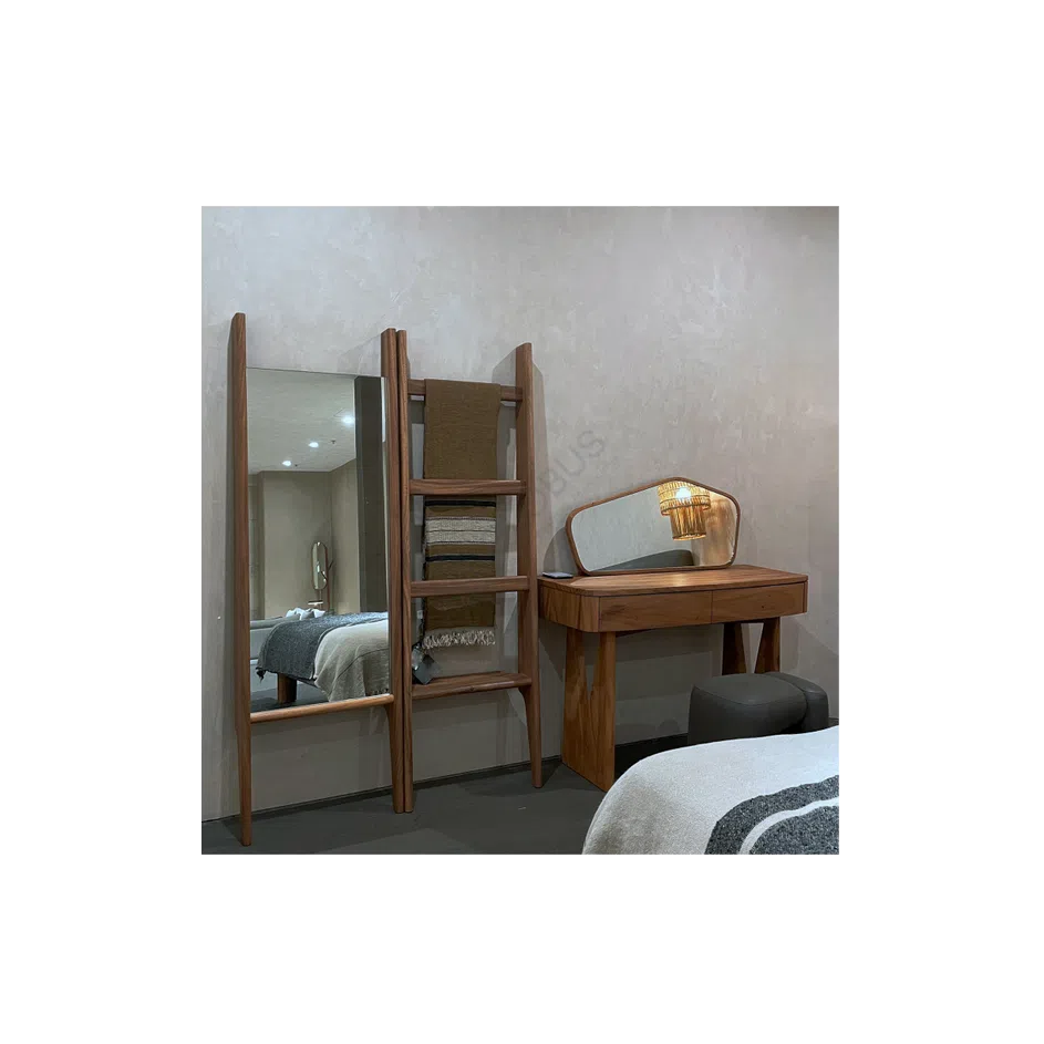 Вешалка Veretta