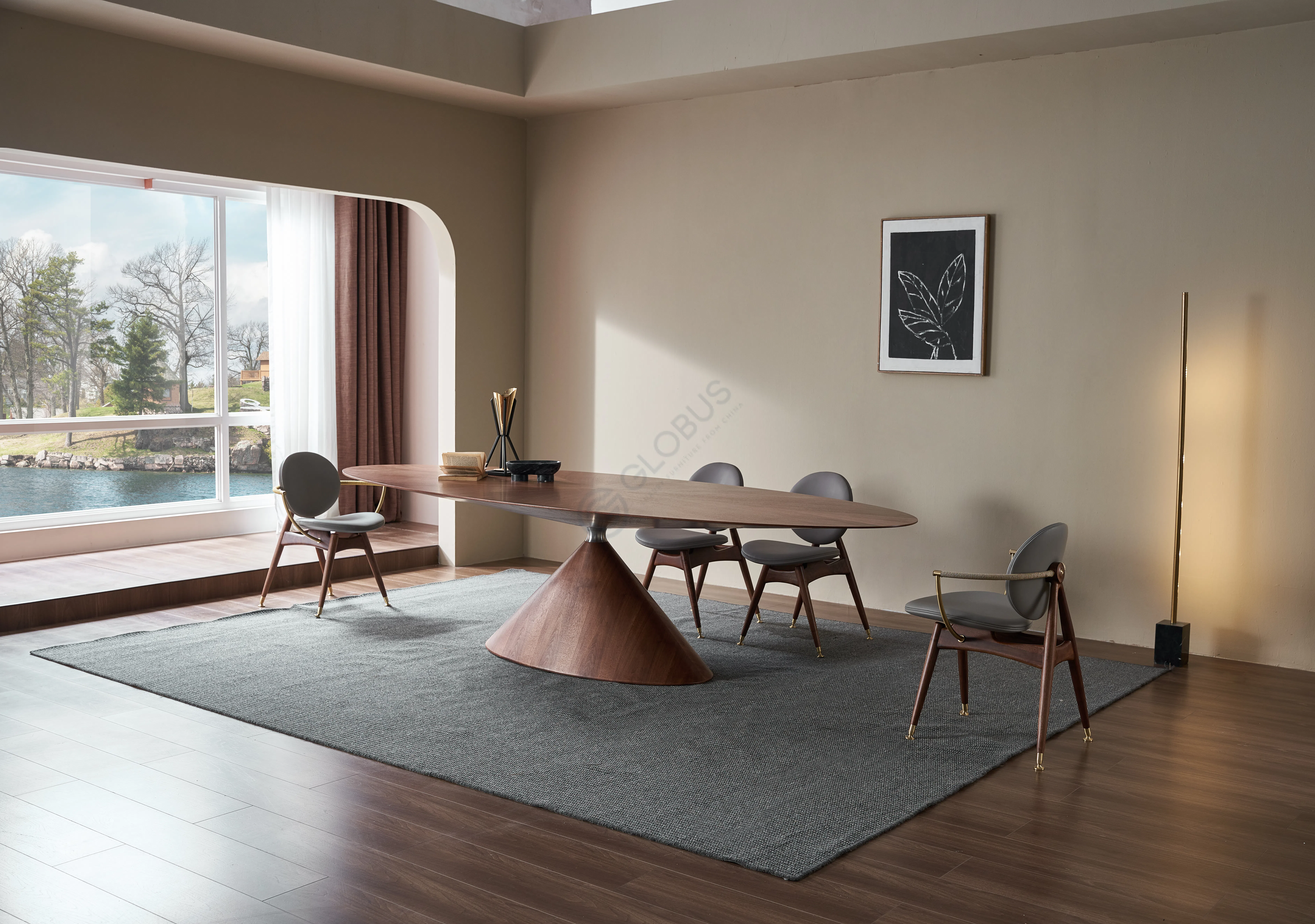 Обеденный стол Favonius