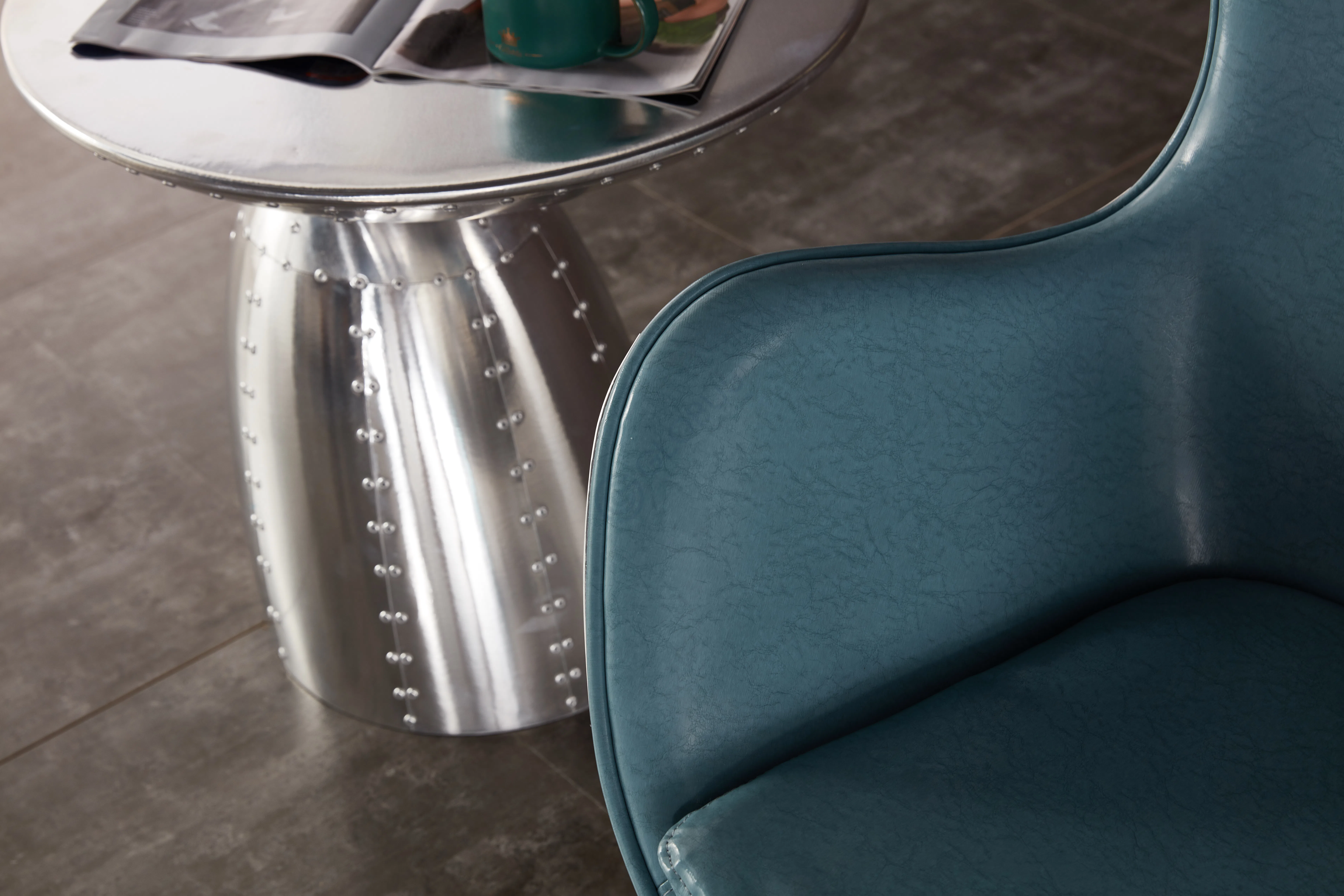 Угловой стол для офиса Solacius