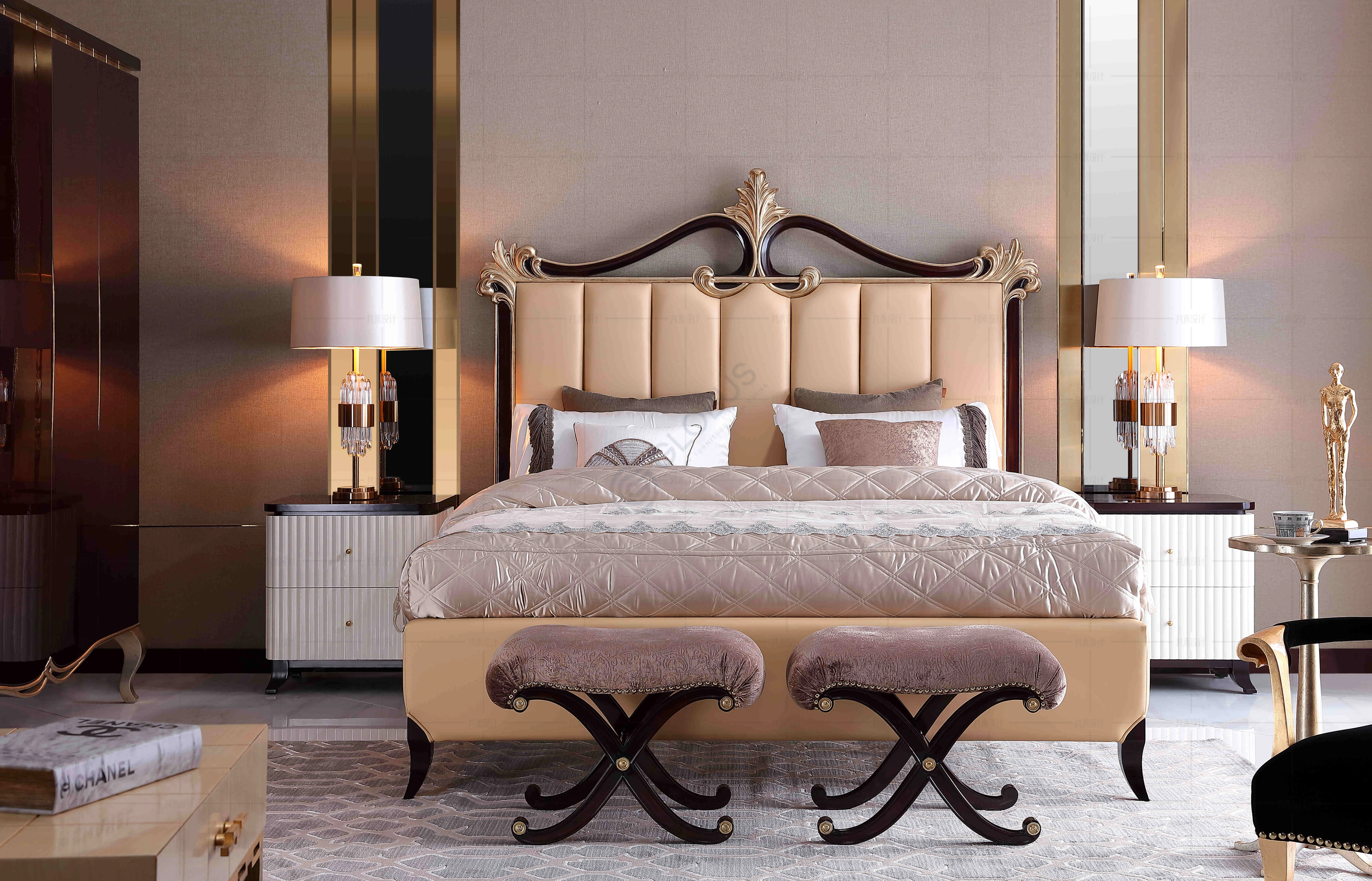 Пуф THEODORE ALEXANDER Marshall