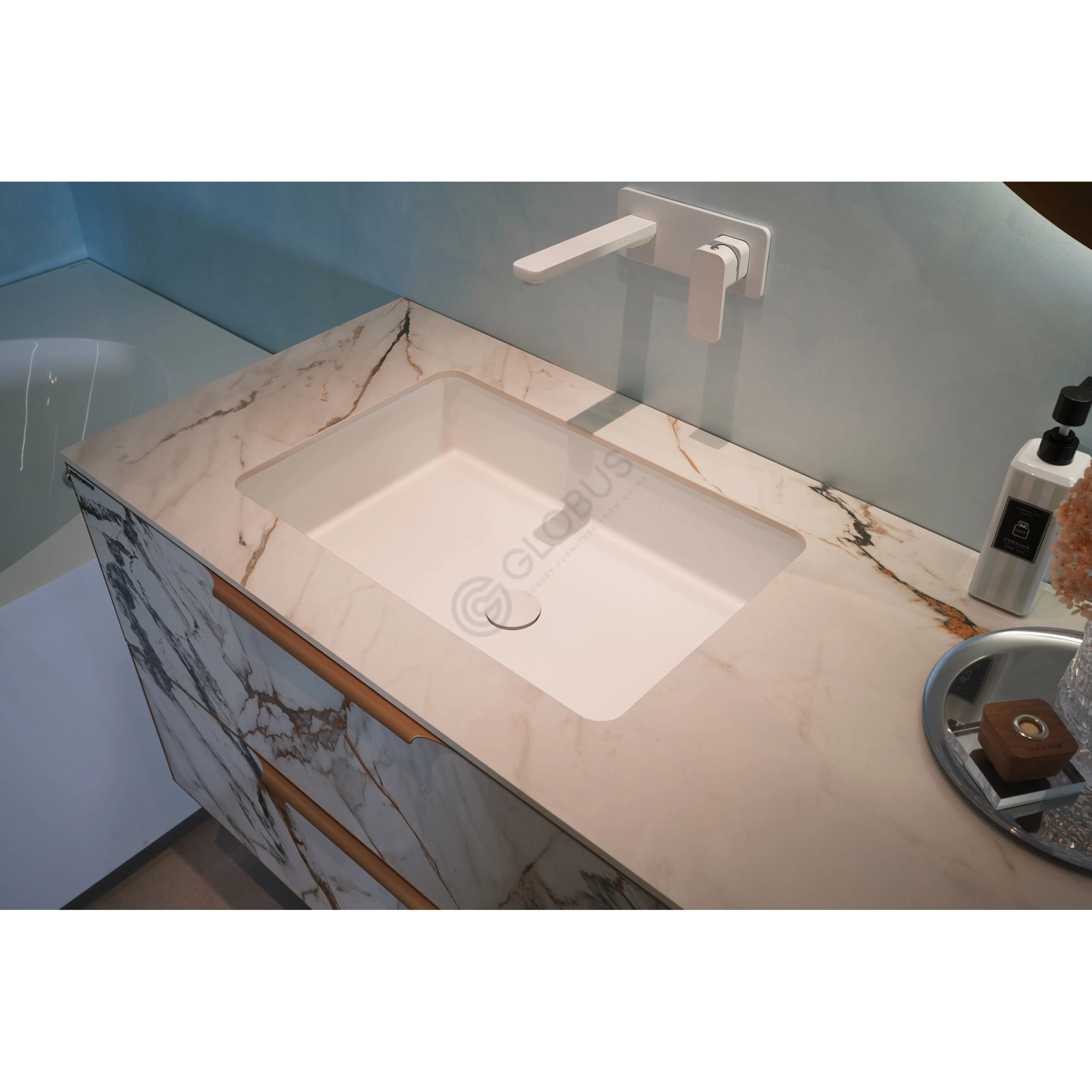 Ванный шкаф Kyrese