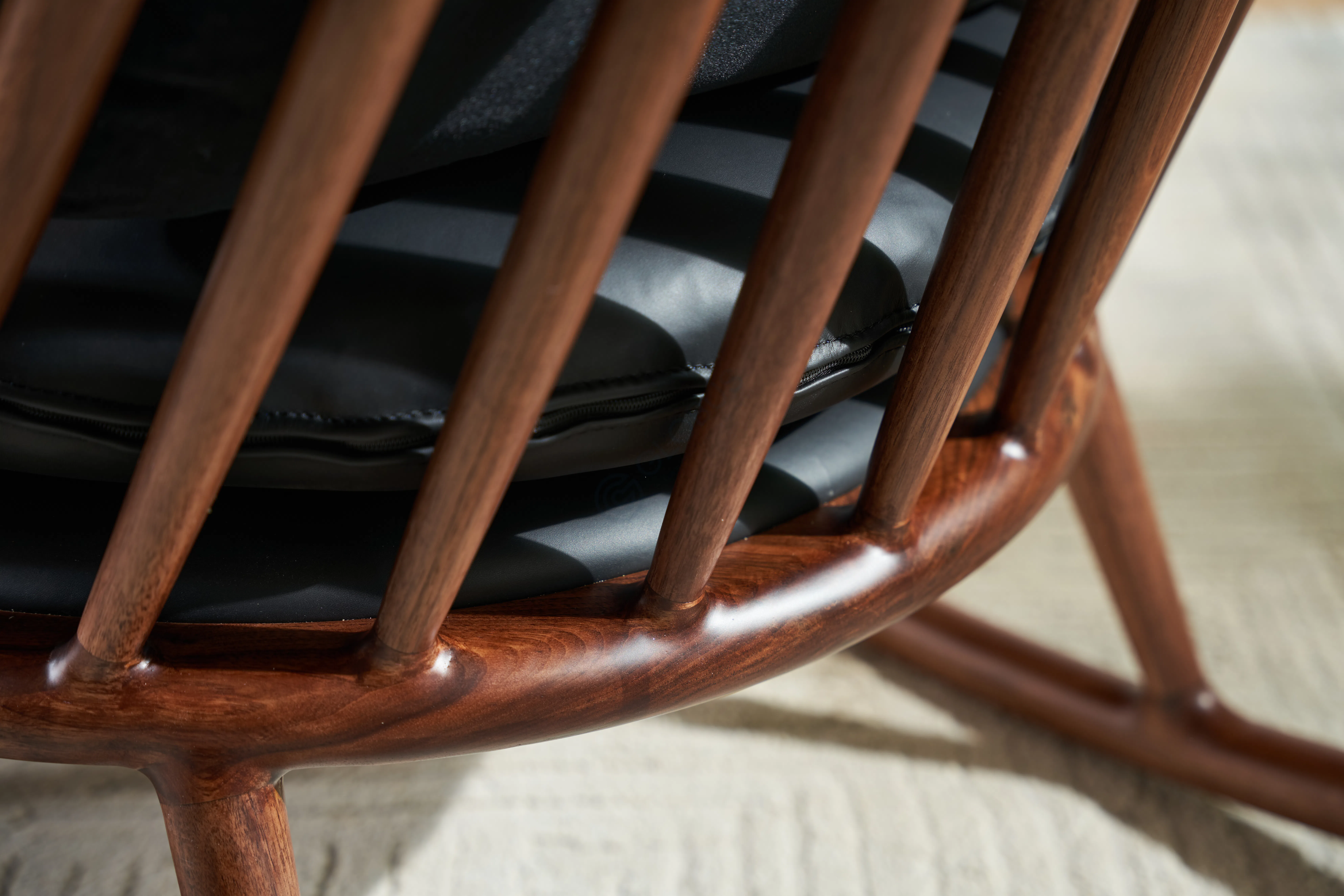 Кресло-качалка Yvannick