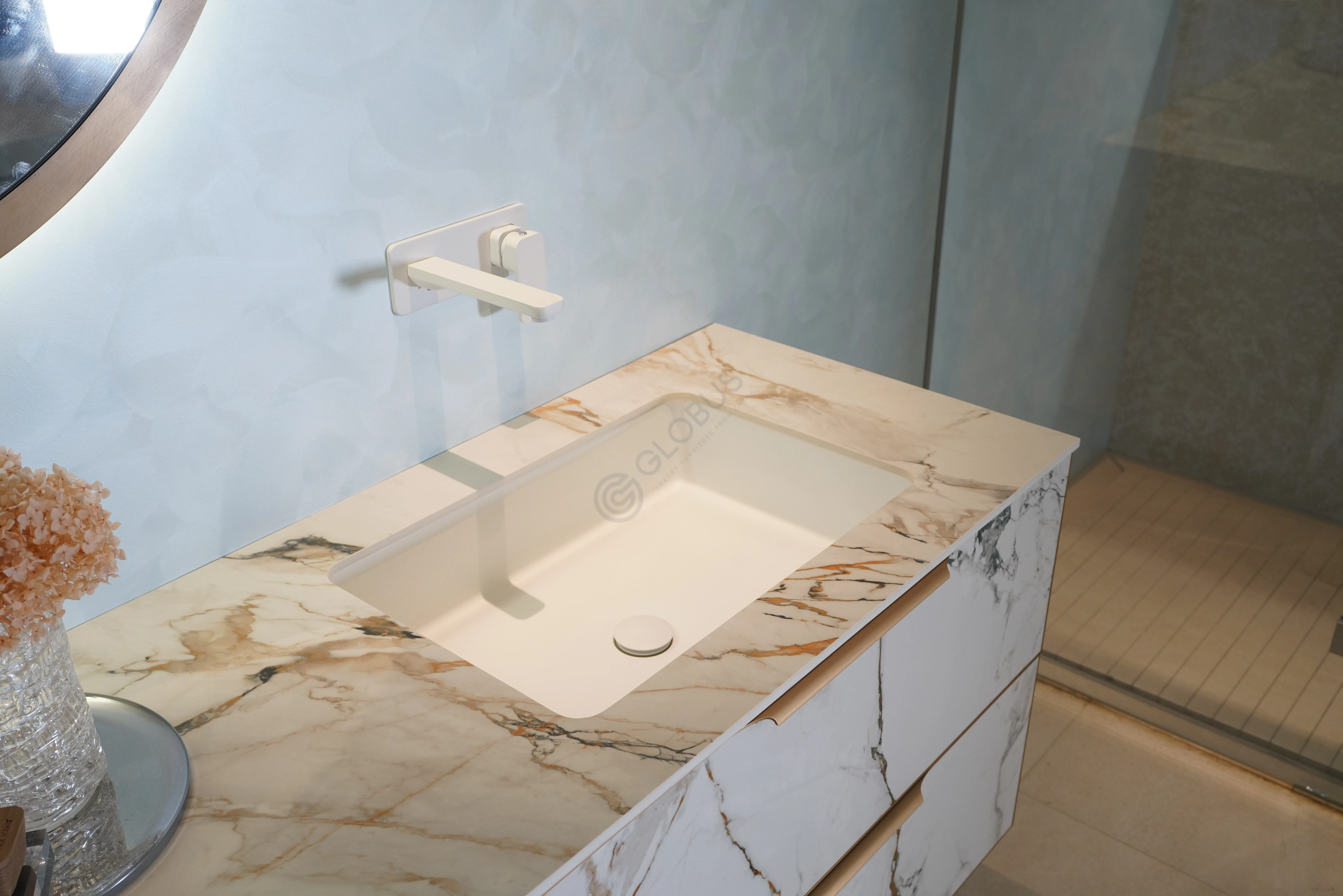 Ванный шкаф Kyrese