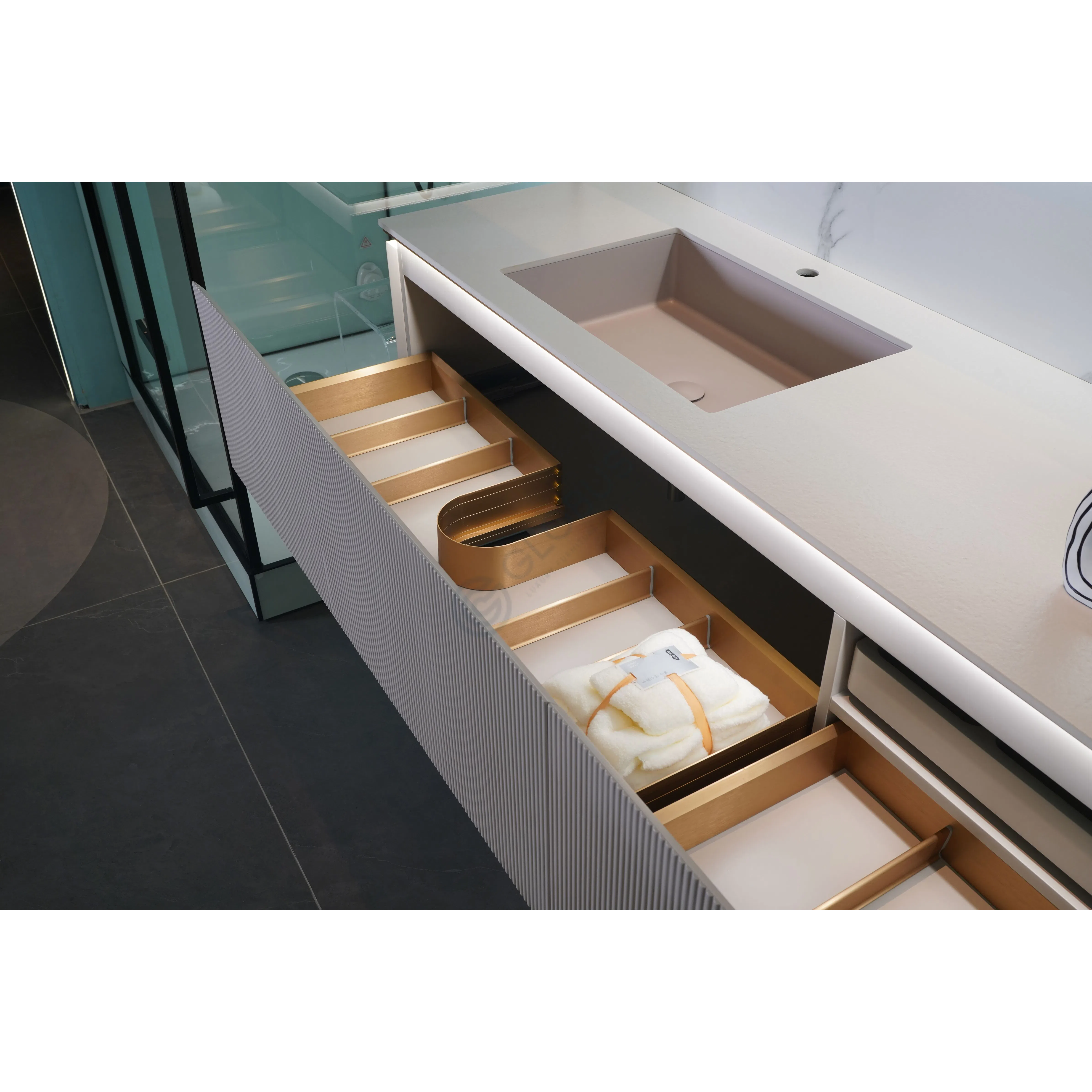 Ванный шкаф Stipem