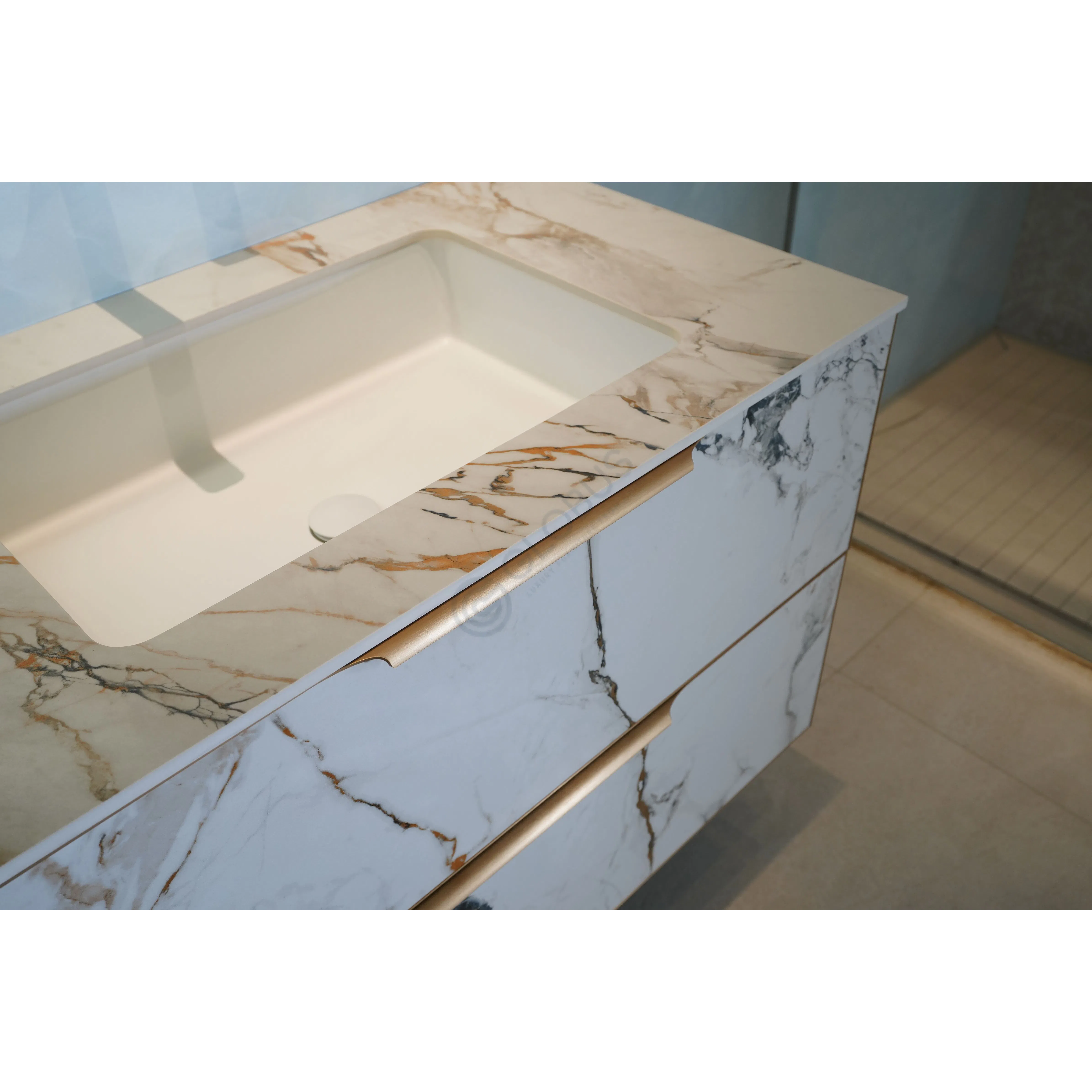 Ванный шкаф Kyrese