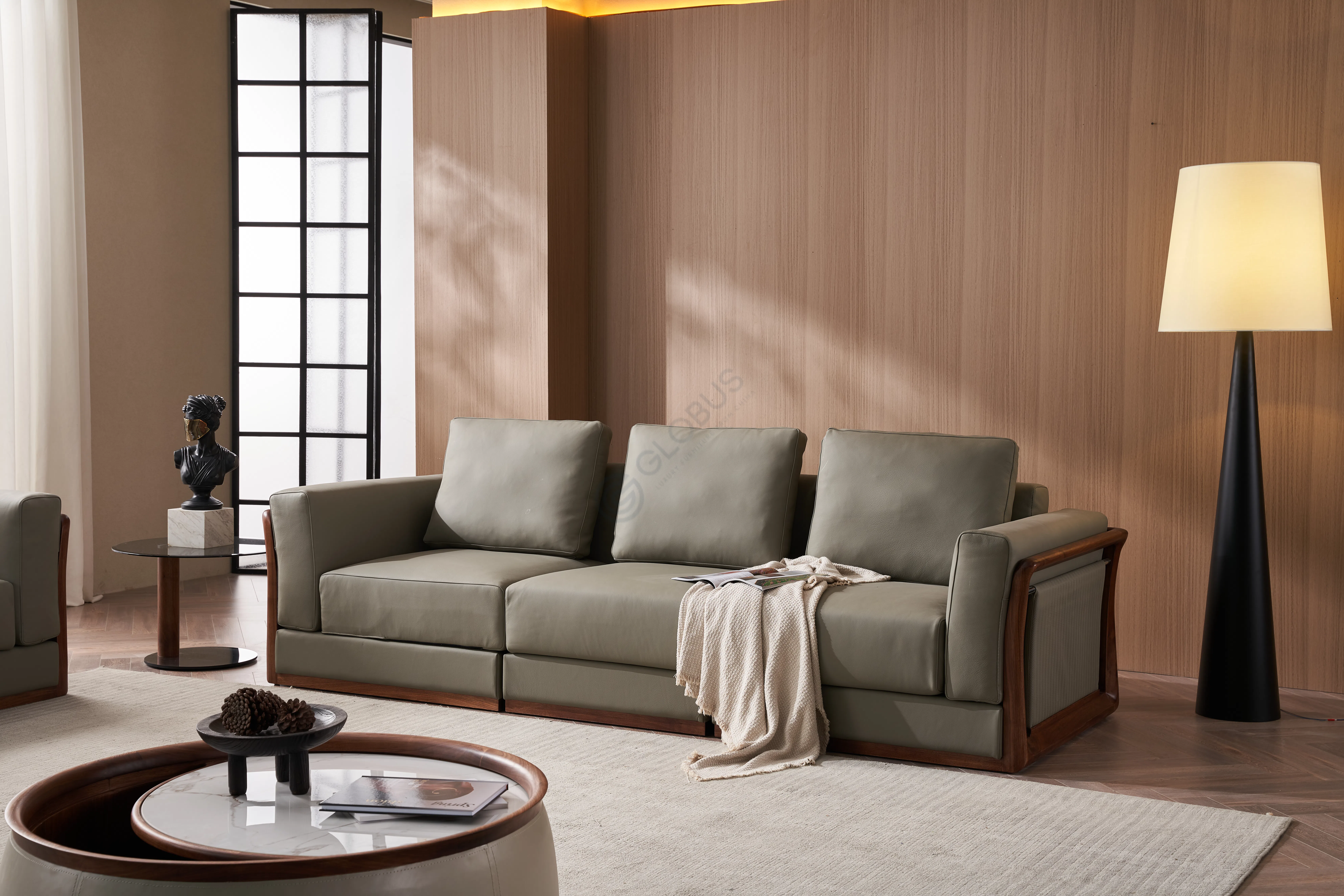 Угловой столик Finianus