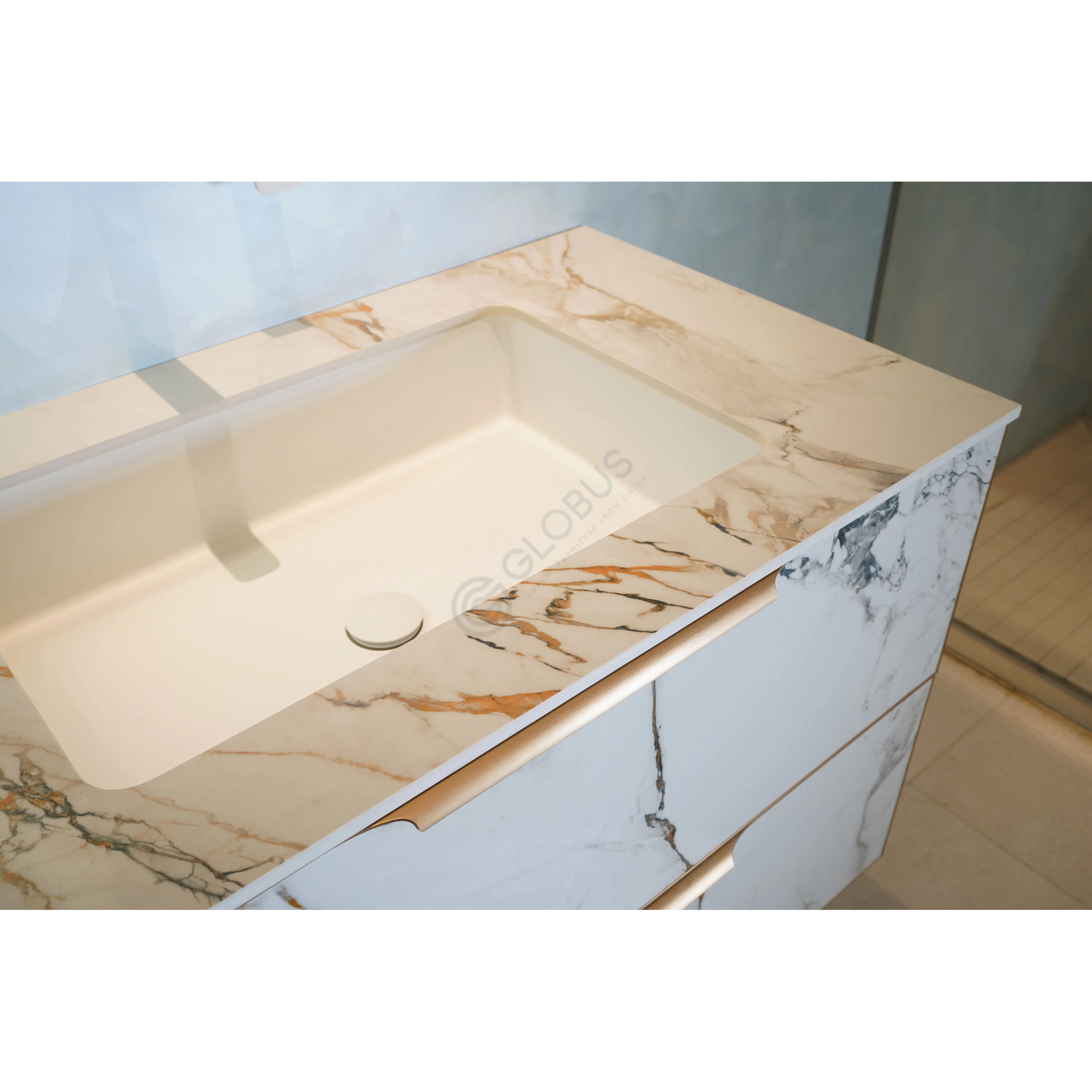 Ванный шкаф Kyrese