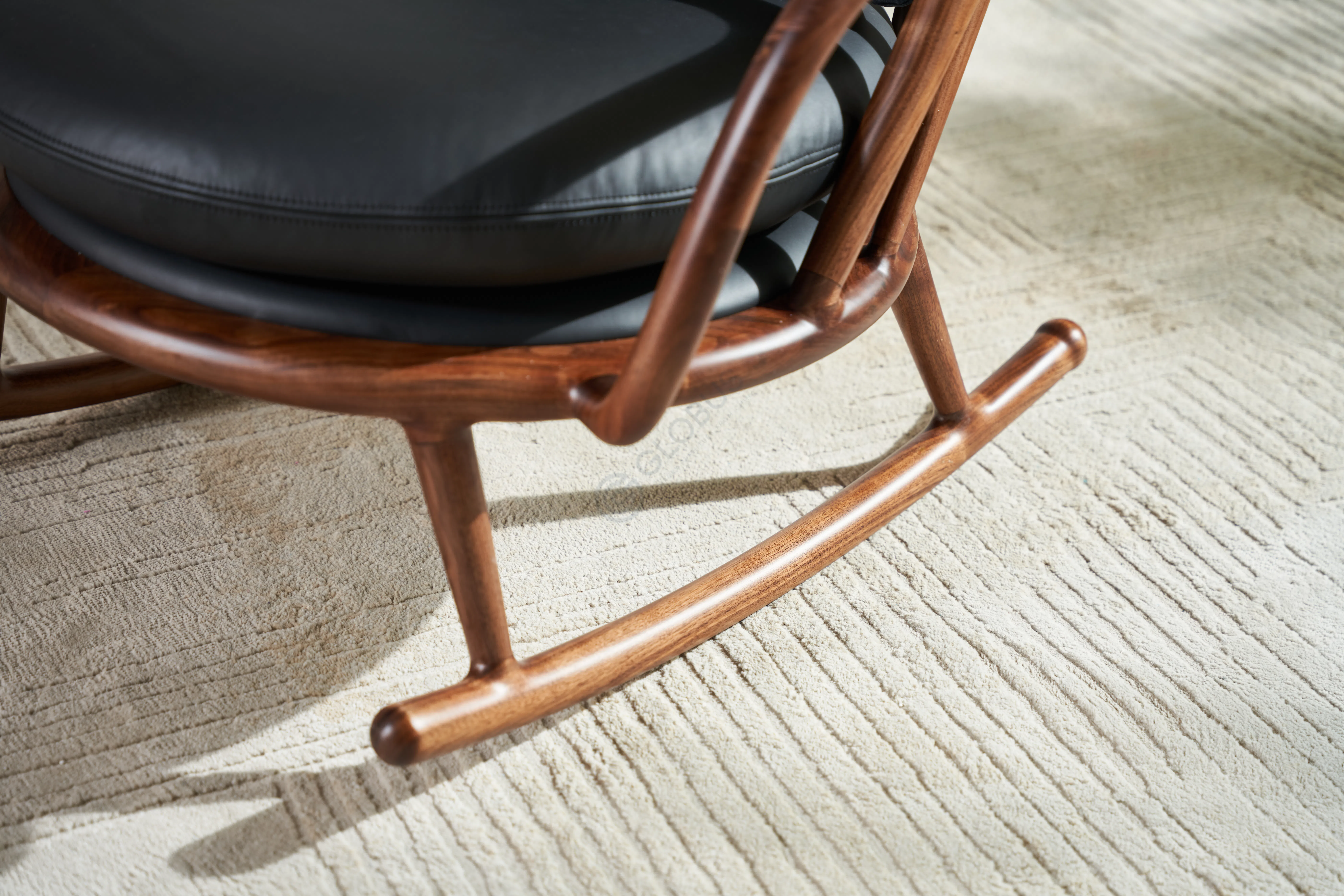 Кресло-качалка Yvannick