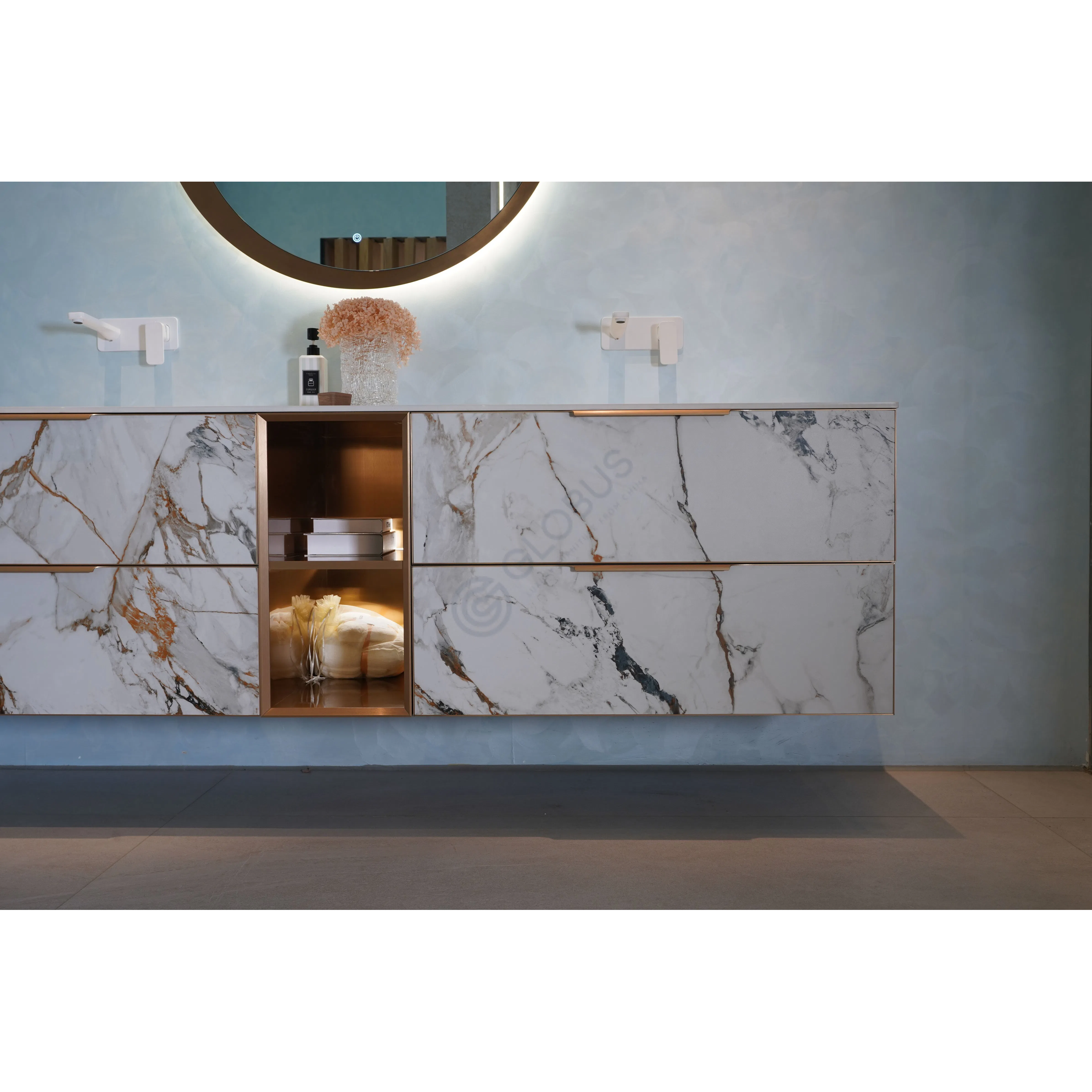 Ванный шкаф Kyrese