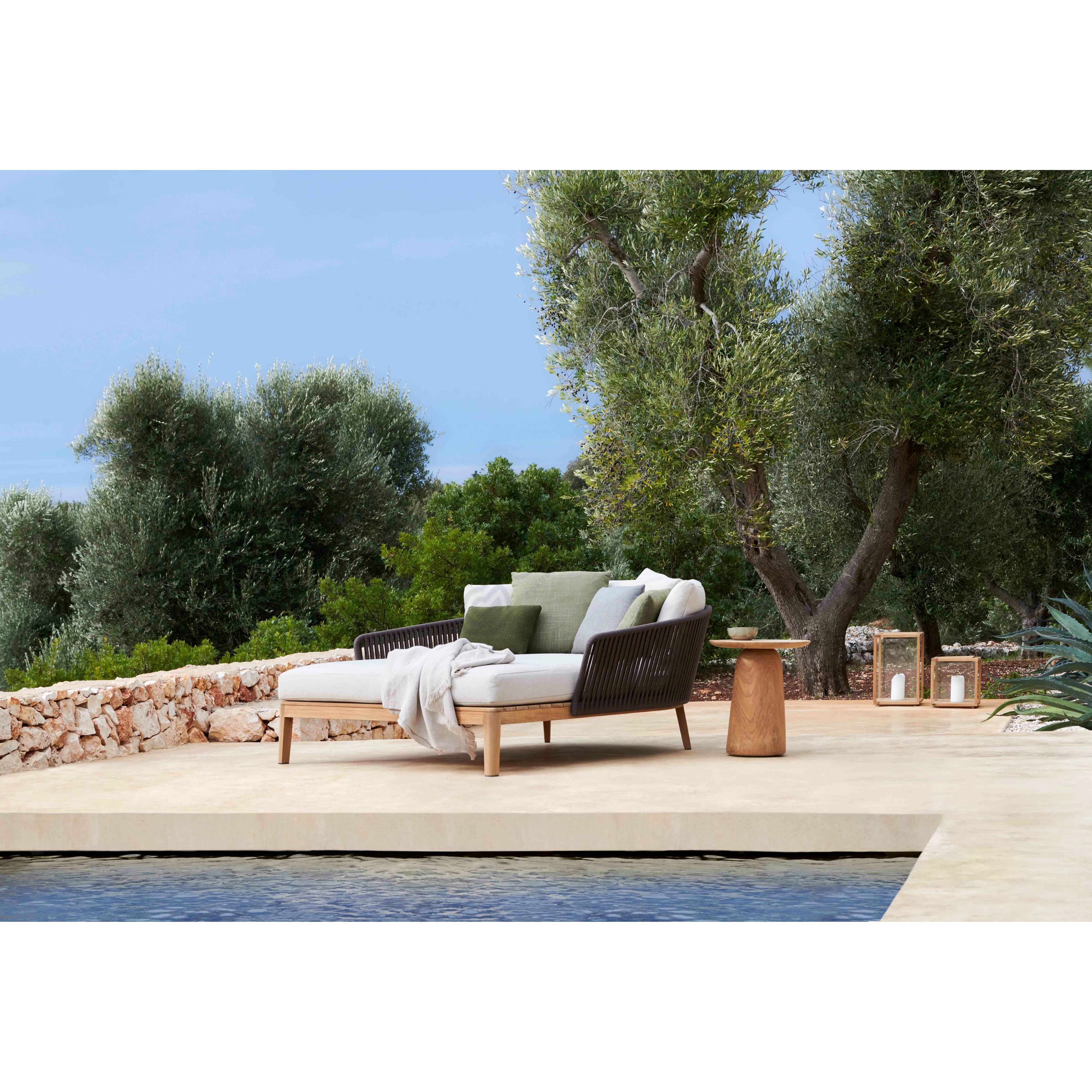 Уличный диван-кровать TRIBU Mood