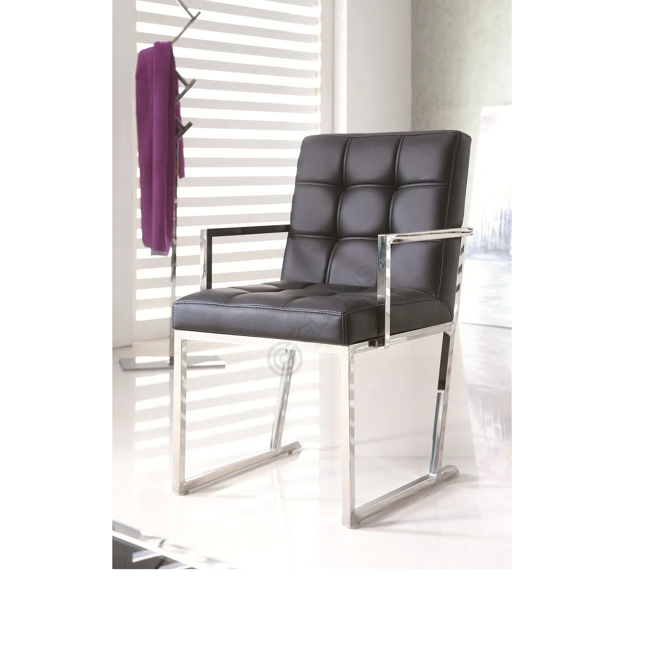 Обеденный стул Junesto