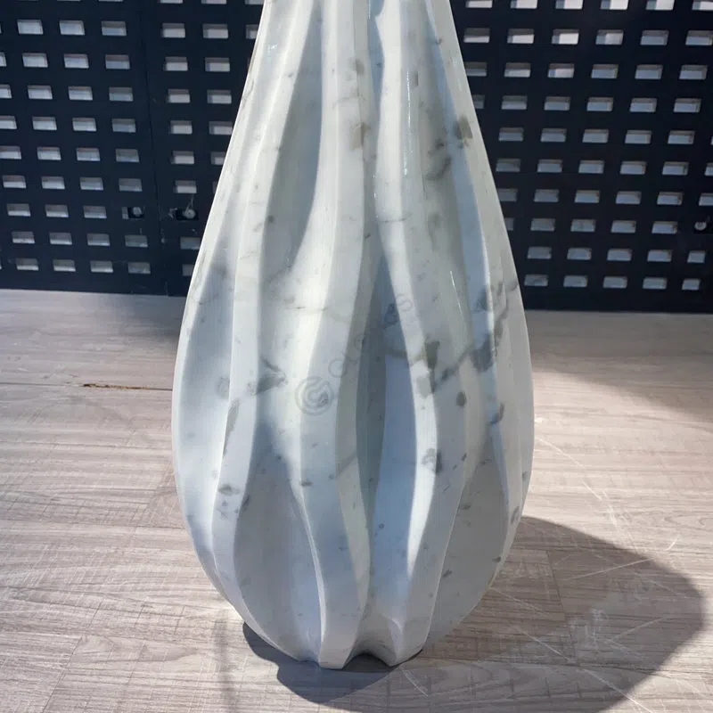 Угловой столик Bressaro