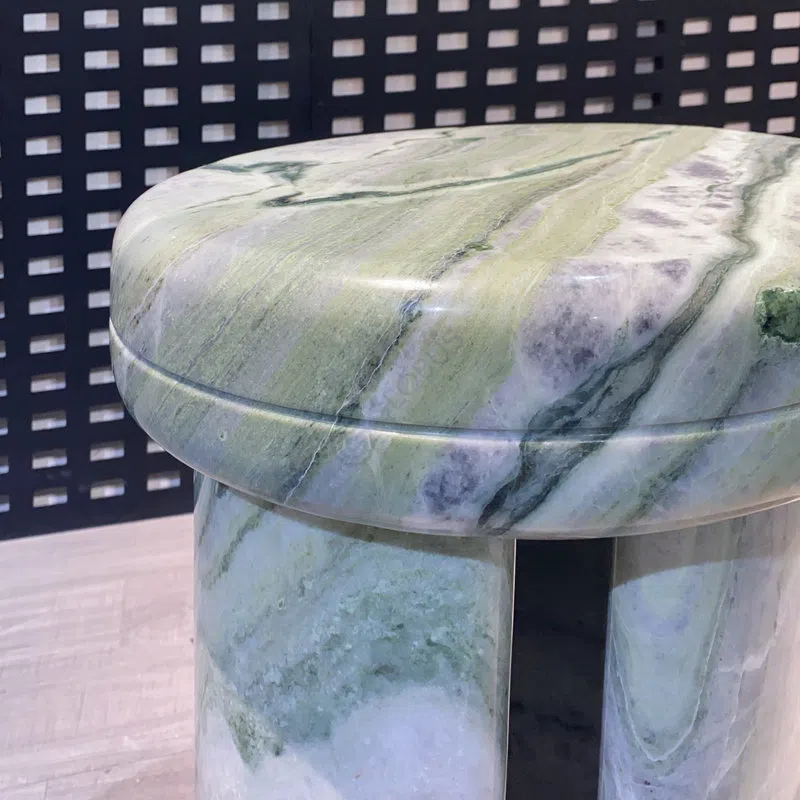 Угловой столик Mariglo