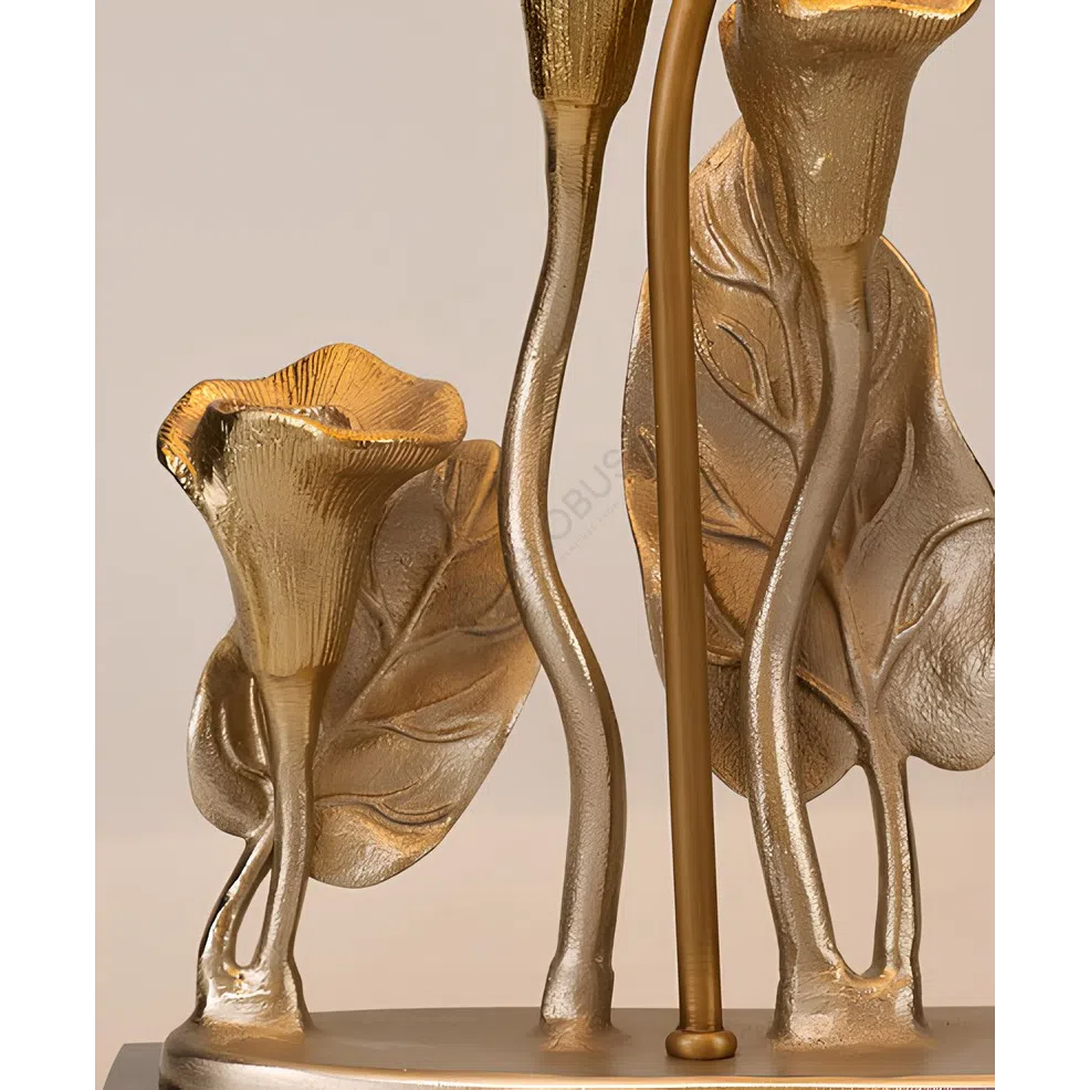 Настольная лампа Maurya